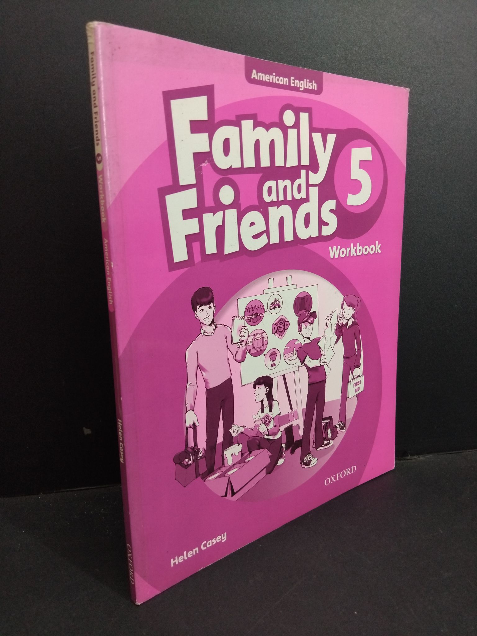 Family and friends 5 workbook american english mới 80% bẩn bìa, ố nhẹ, tróc gáy nhẹ HCM2811 Helen Casey HỌC NGOẠI NGỮ