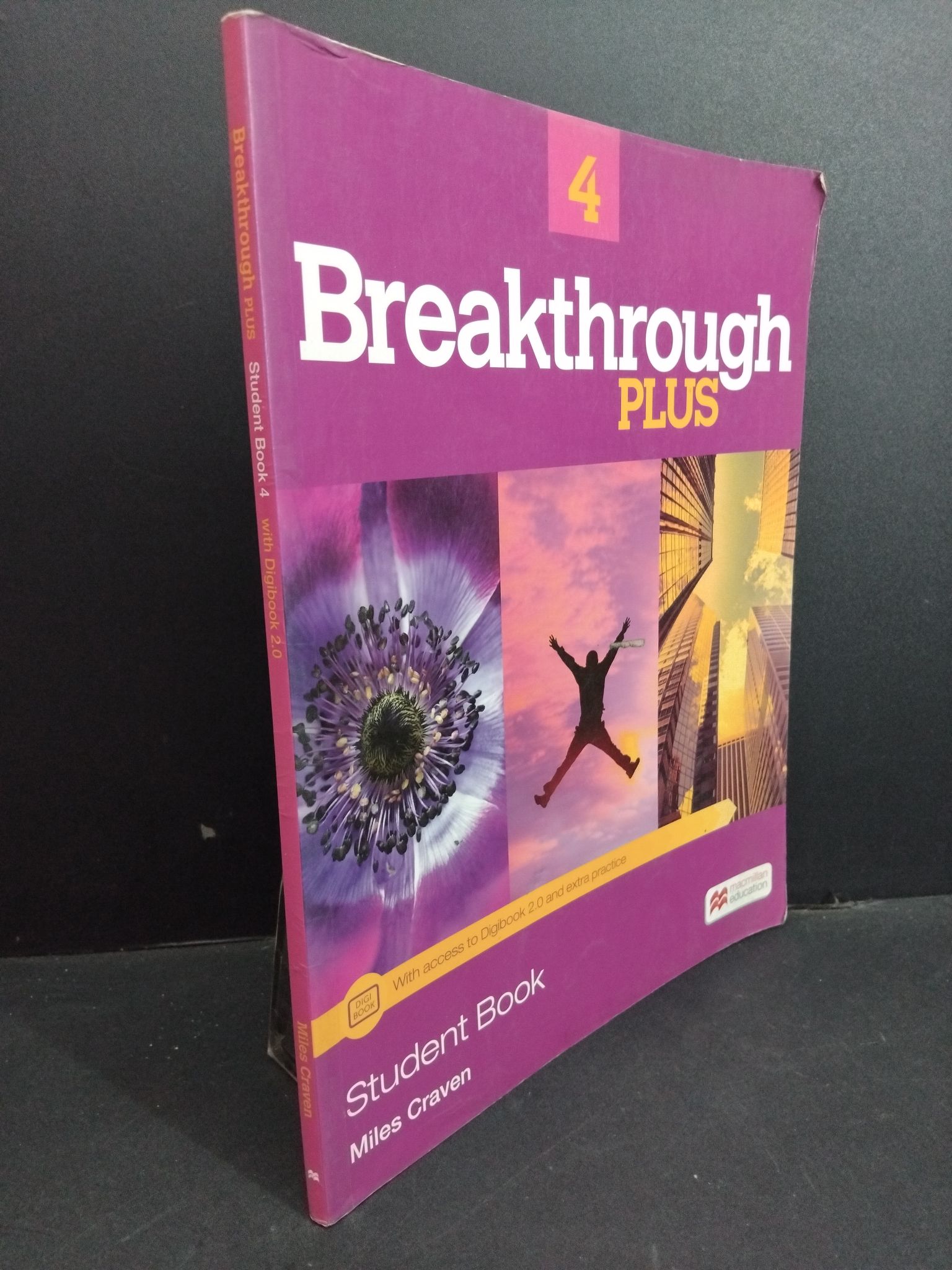 Breakthrough plus Student Book 4 with Digibook 2.0 mới 80% bẩn bìa, ố nhẹ HCM2811 Miles Craven HỌC NGOẠI NGỮ