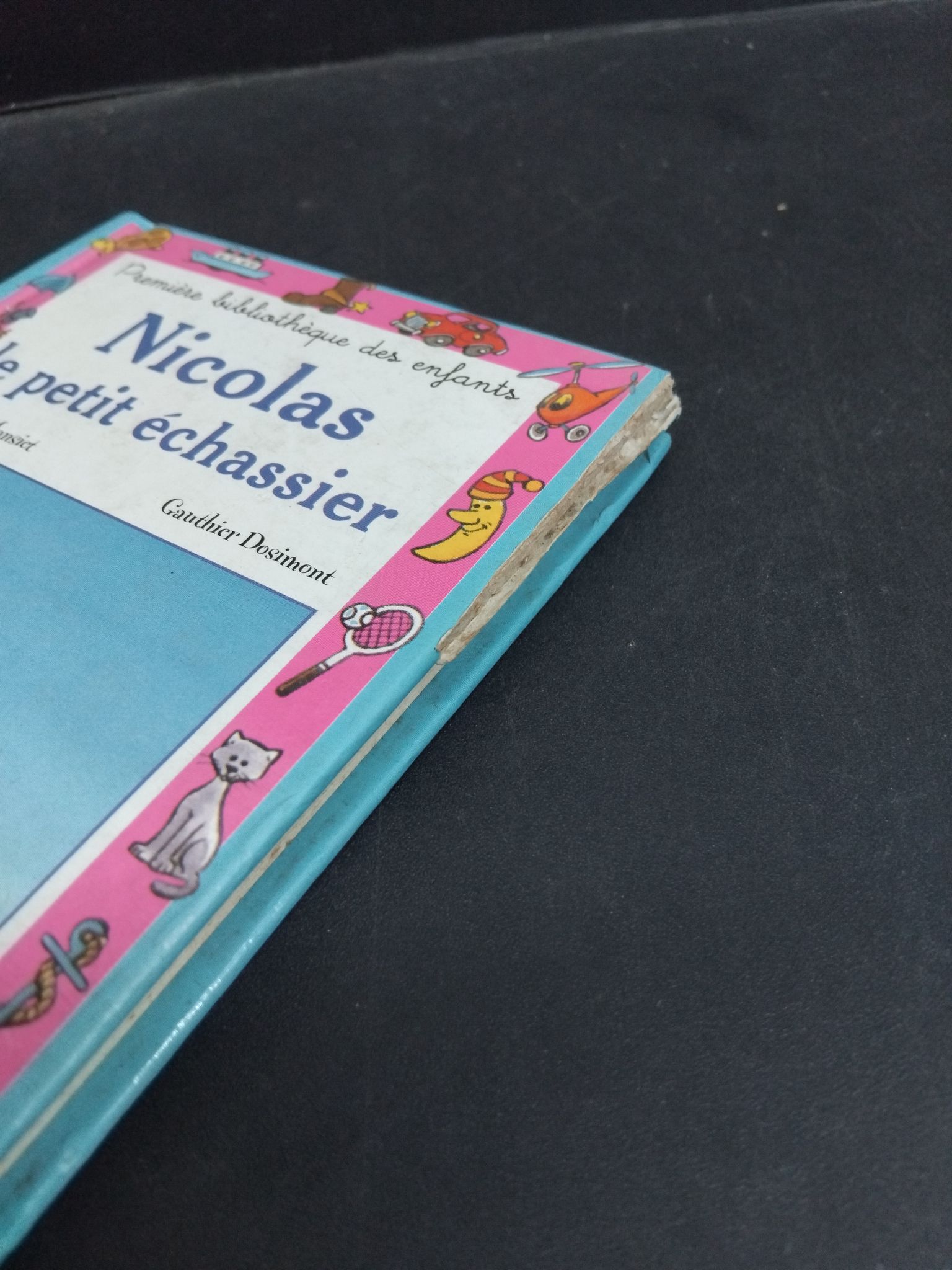 Nicolas le petit echassier (bìa cứng) mới 80% ố HCM1001 NGOẠI VĂN