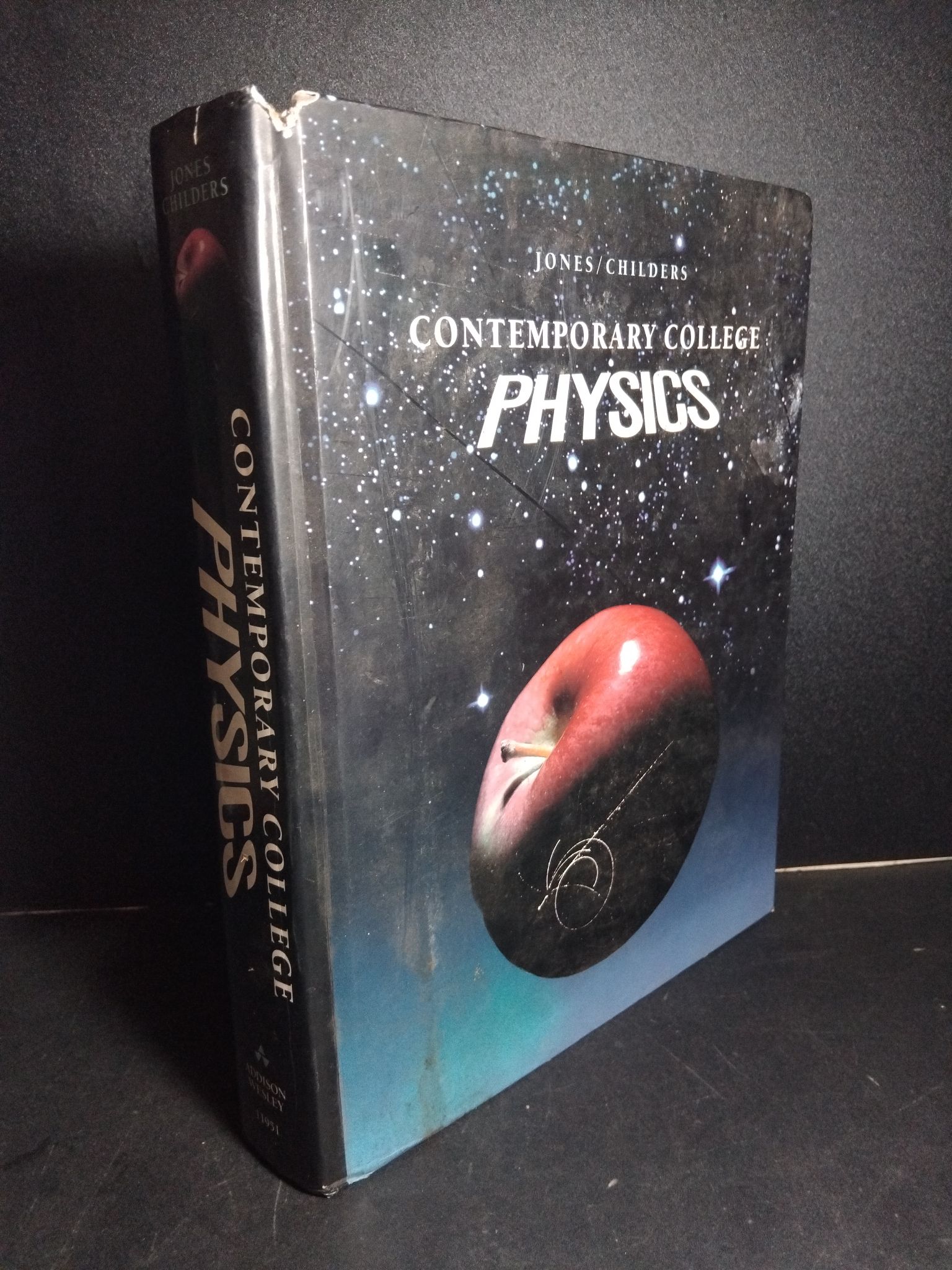 Contemporary college physics (bìa cứng) mới 70% ố rách bìa có mộc trang đầu viết nhẹ HCM1001 NGOẠI VĂN