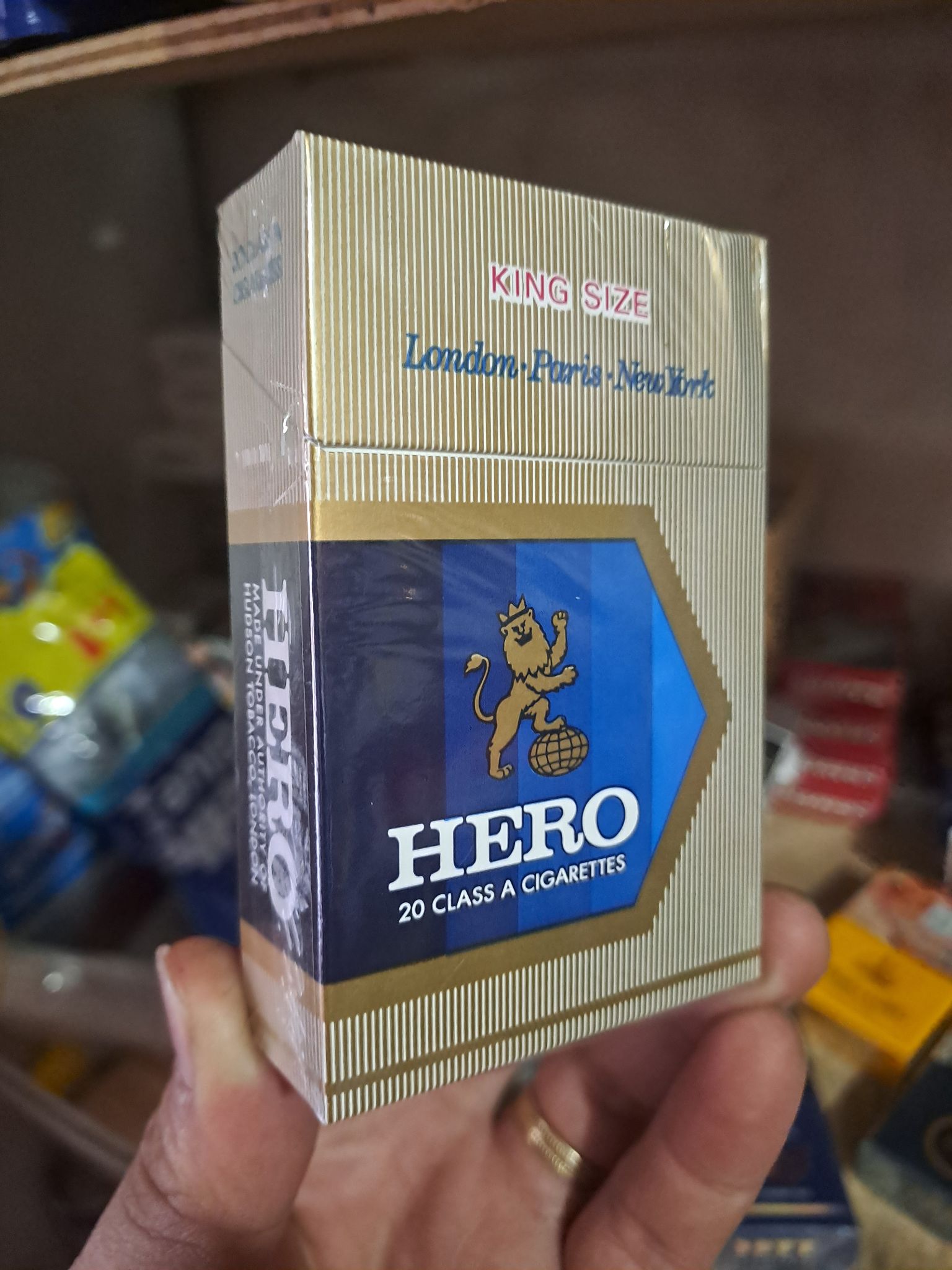 Thuốc lá Hero gói 20 điếu