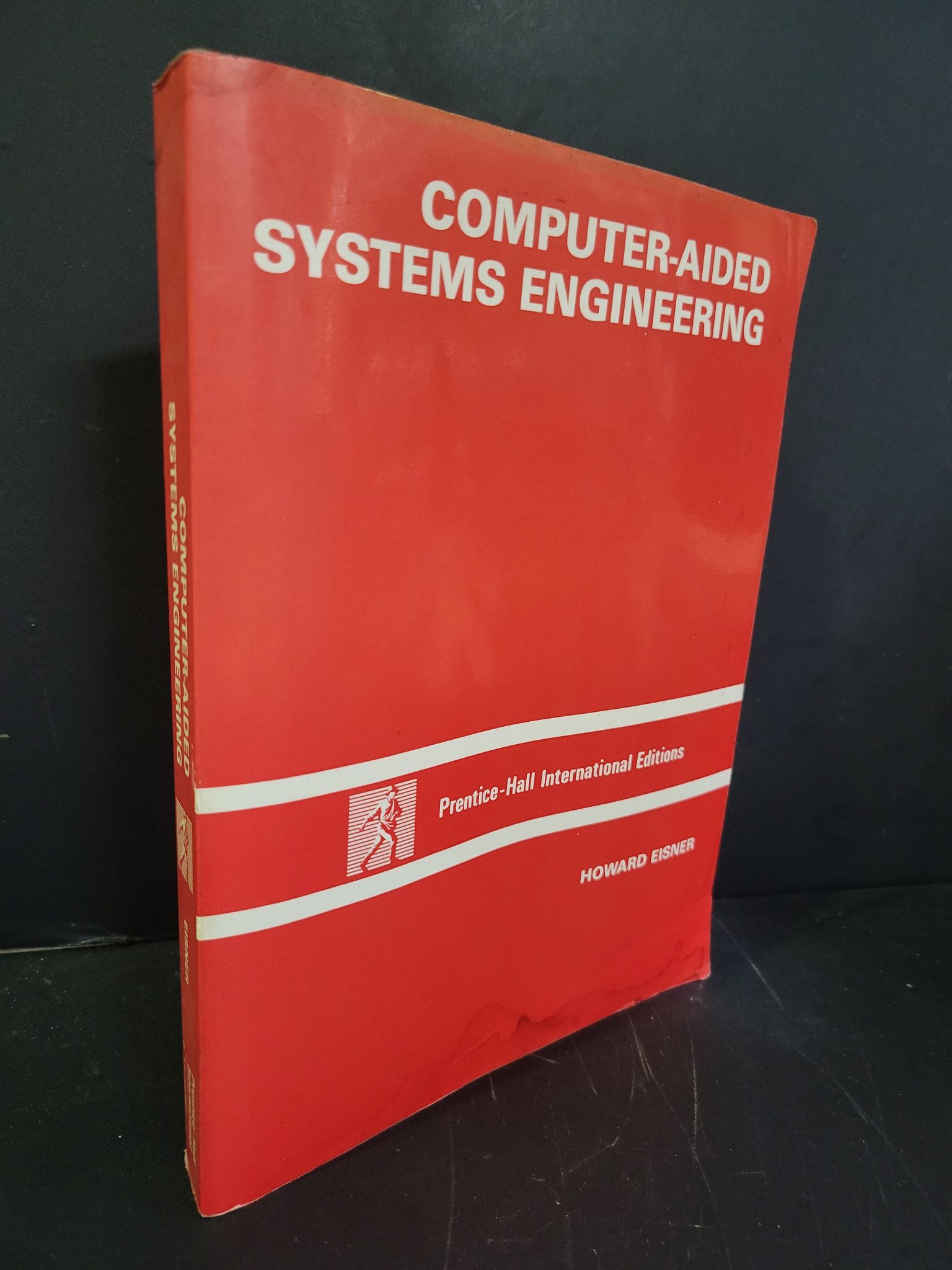 Computer-Aided systems engineering mới 80% bẩn bìa, ố nhẹ, có vệt nước, lỗi trang Howard Eisner HCM3004 NGOẠI VĂN