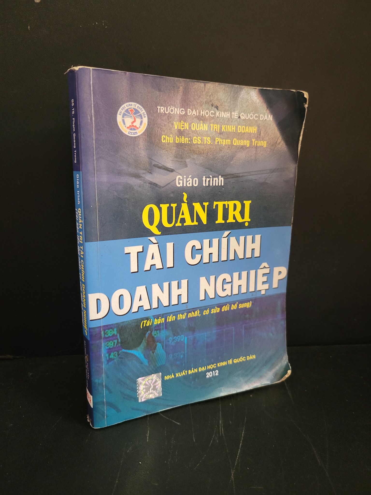 Giáo trình quản trị tài chính doanh nghiệp mới 80% bẩn bìa, ố nhẹ, tróc gáy, tróc bìa, có chữ viết 2012 Gs.Ts.Phạm Quang Trung HCM3004 GIÁO TRÌNH, CHUYÊN MÔN
