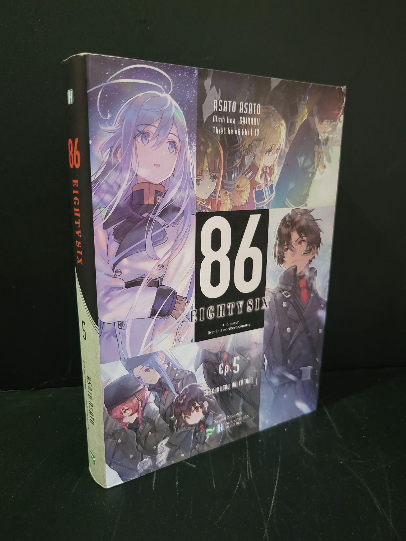 86 eighty six 5 (bản đặc biệt) mới 90% bẩn nhẹ 2022 Asato Asato HCM3004 VĂN HỌC