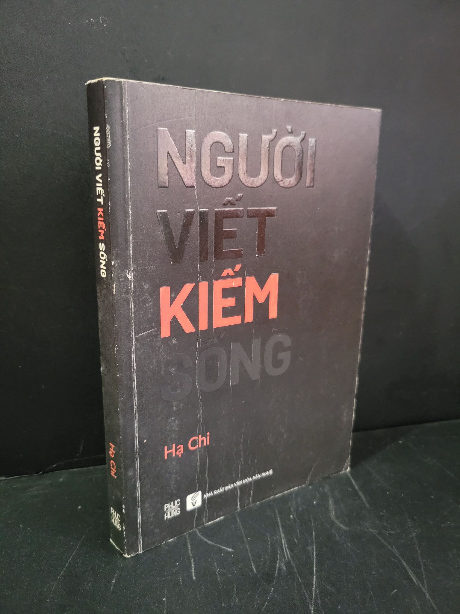 Người Việt kiếm sống mới 90% ố nhẹ 2020 Hạ Chi HCM3004 VĂN HỌC