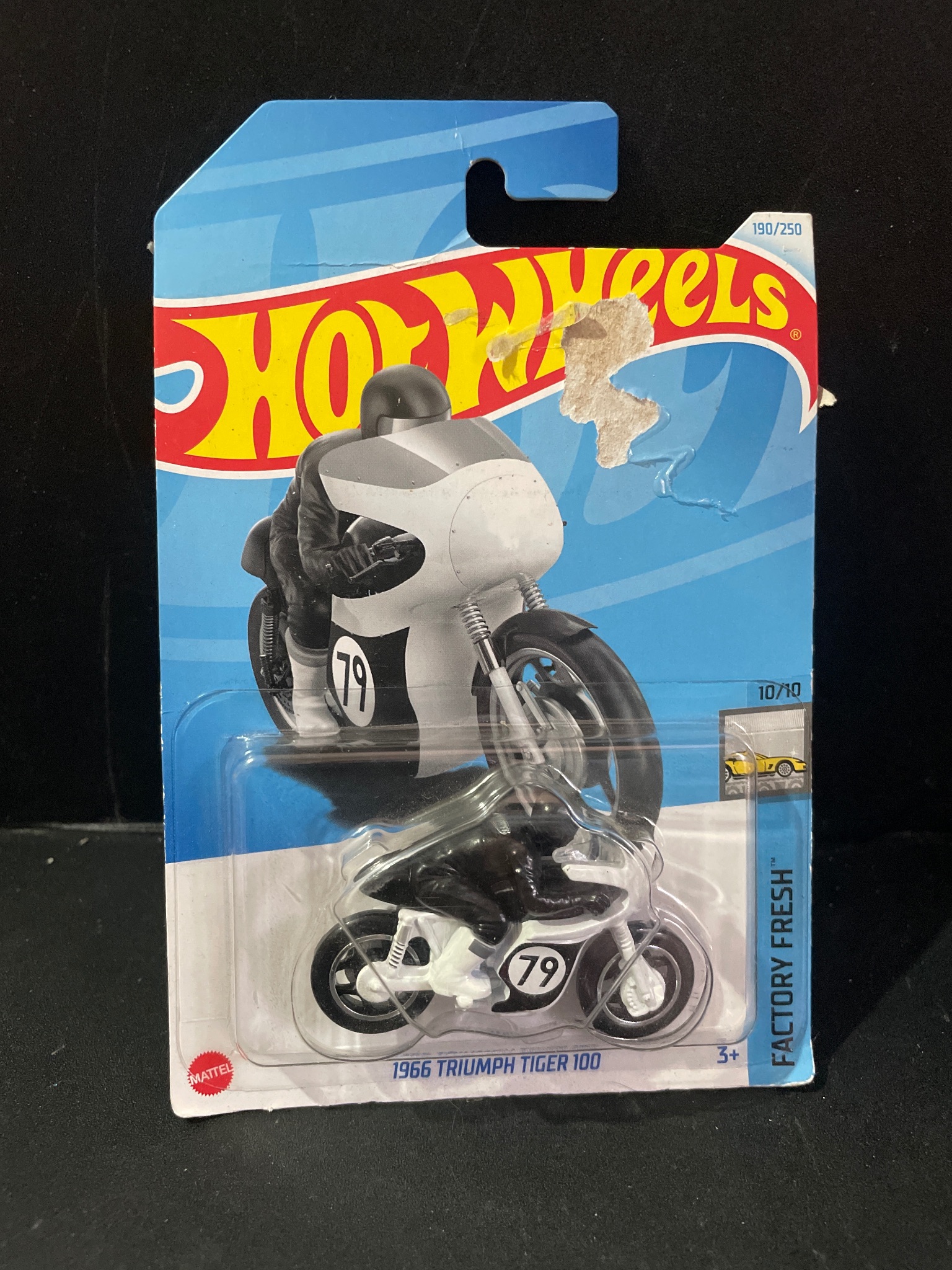 Xe Hot Wheel chính hãng 1966 Triumph Tiger 100 seri Factory Fresh 10/10