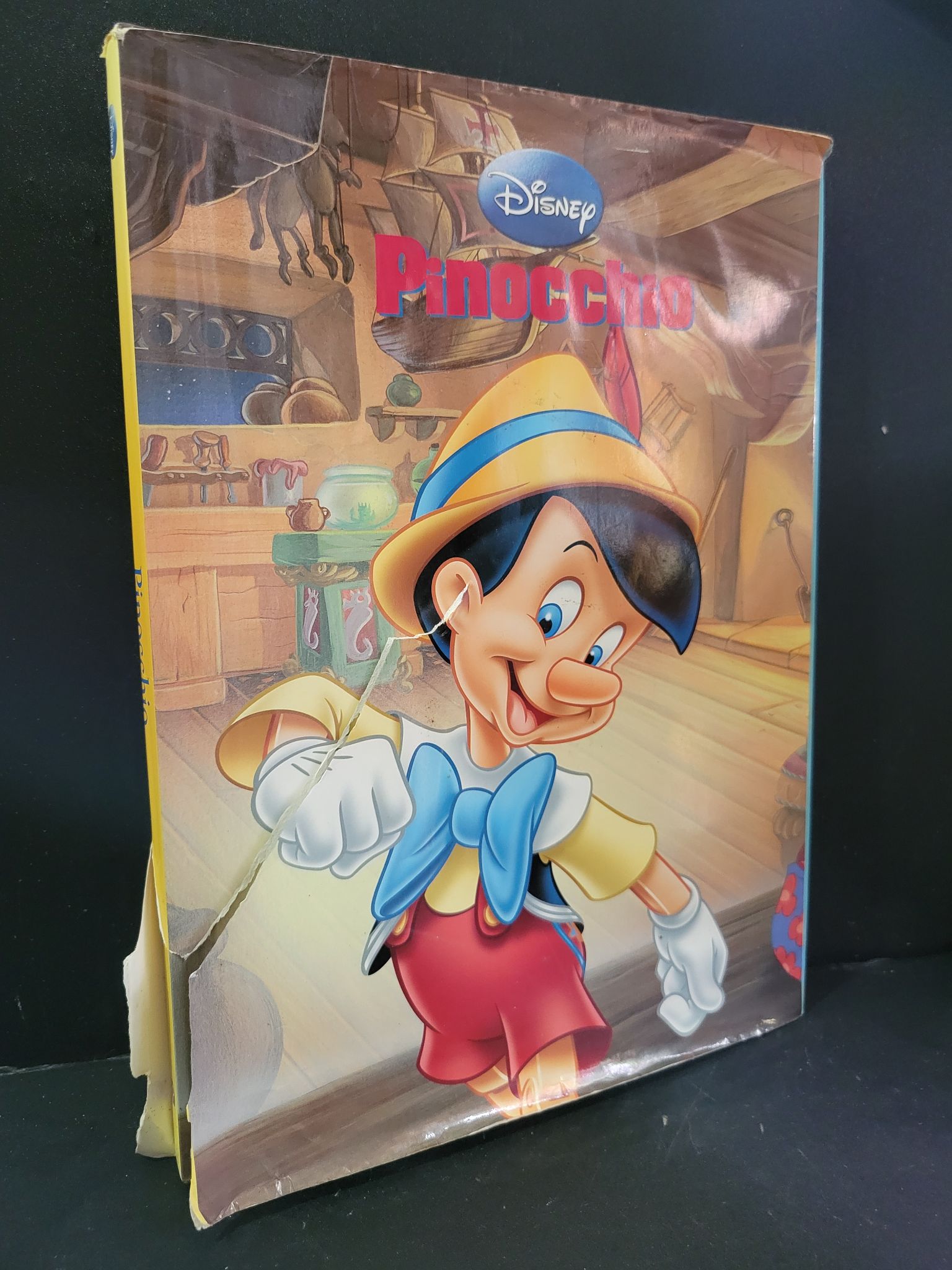 Pinocchio (bìa cứng, sách màu) mới 80% bẩn nhẹ, rách áo bìa Disney HCM3004 NGOẠI VĂN