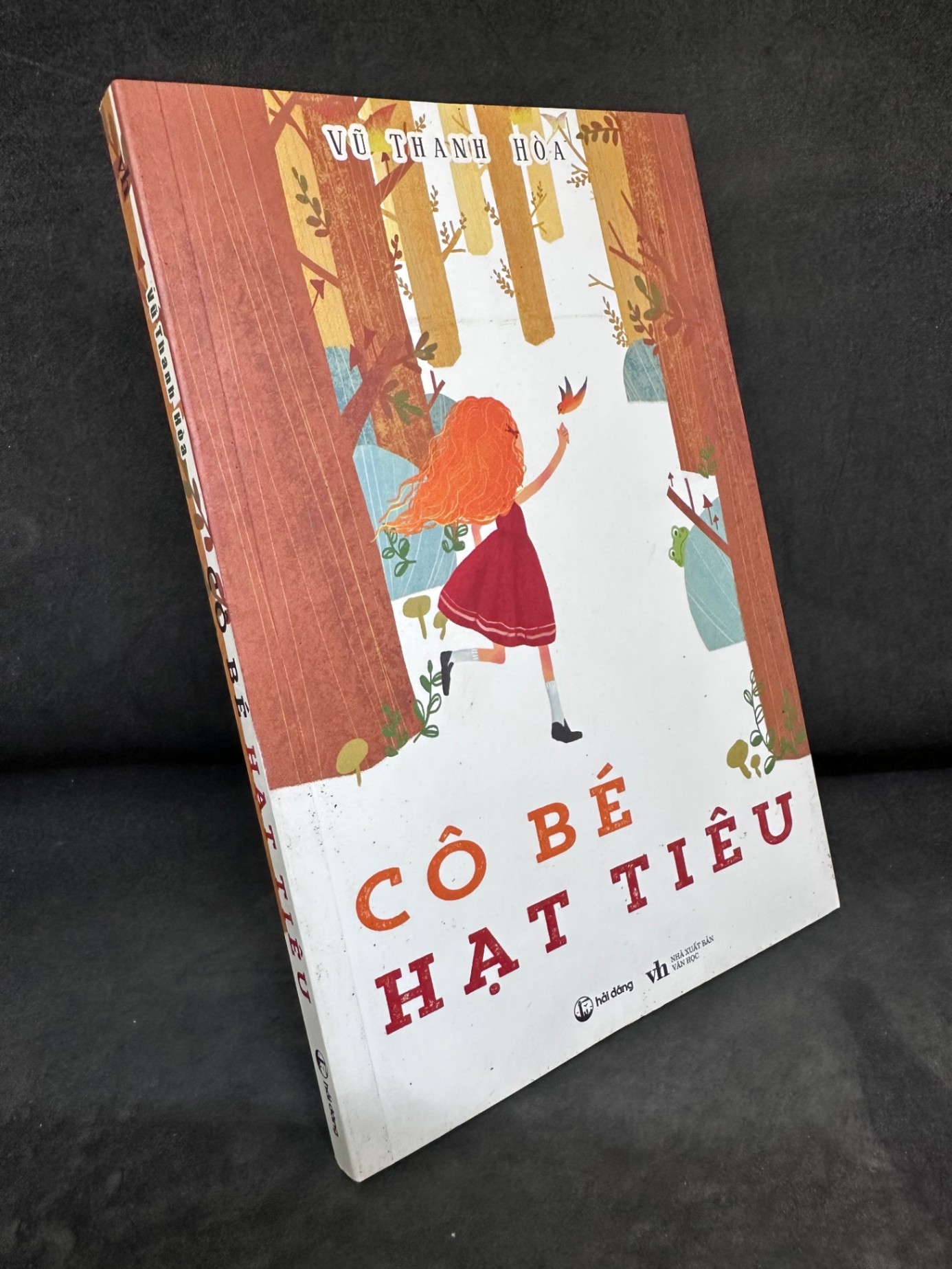 [Phiên Chợ Sách Cũ] Cô Bé Hạt Tiêu, Vũ Thanh Hòa - 2204, 2018 SBM