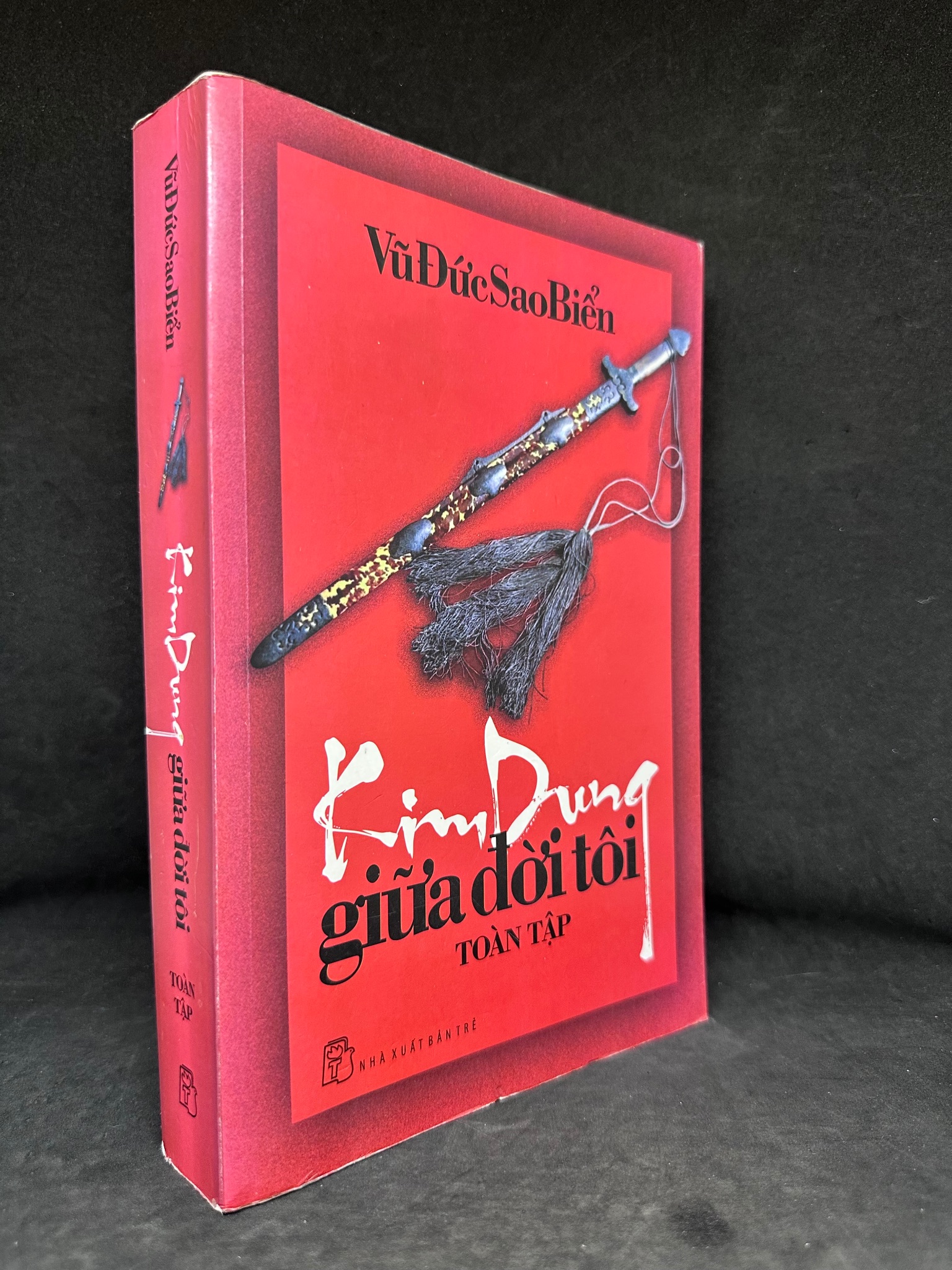[Phiên Chợ Sách Cũ] Kim Dung Giữa Đời Tôi Toàn Tập, Vũ Đức Sao Biển, 2010 1304 SBM