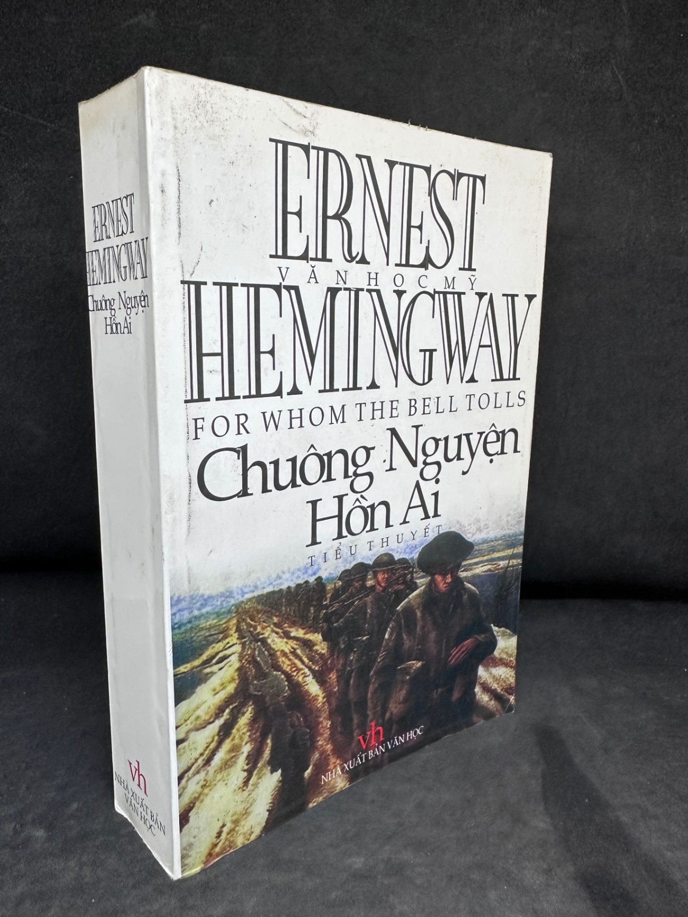 [Phiên Chợ Sách Cũ] Chuông Nguyện Hồn Ai - Ernest Hemingway 2204, 2001 SBM