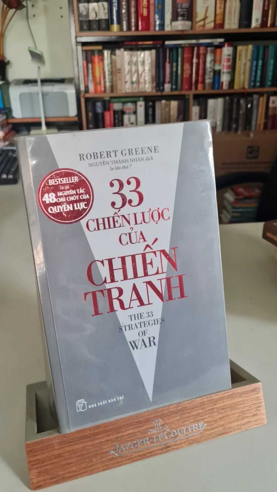 33 chiến lược của chiến tranh - Robert Greene - sách lưu kho có ố theo thời gian STB503