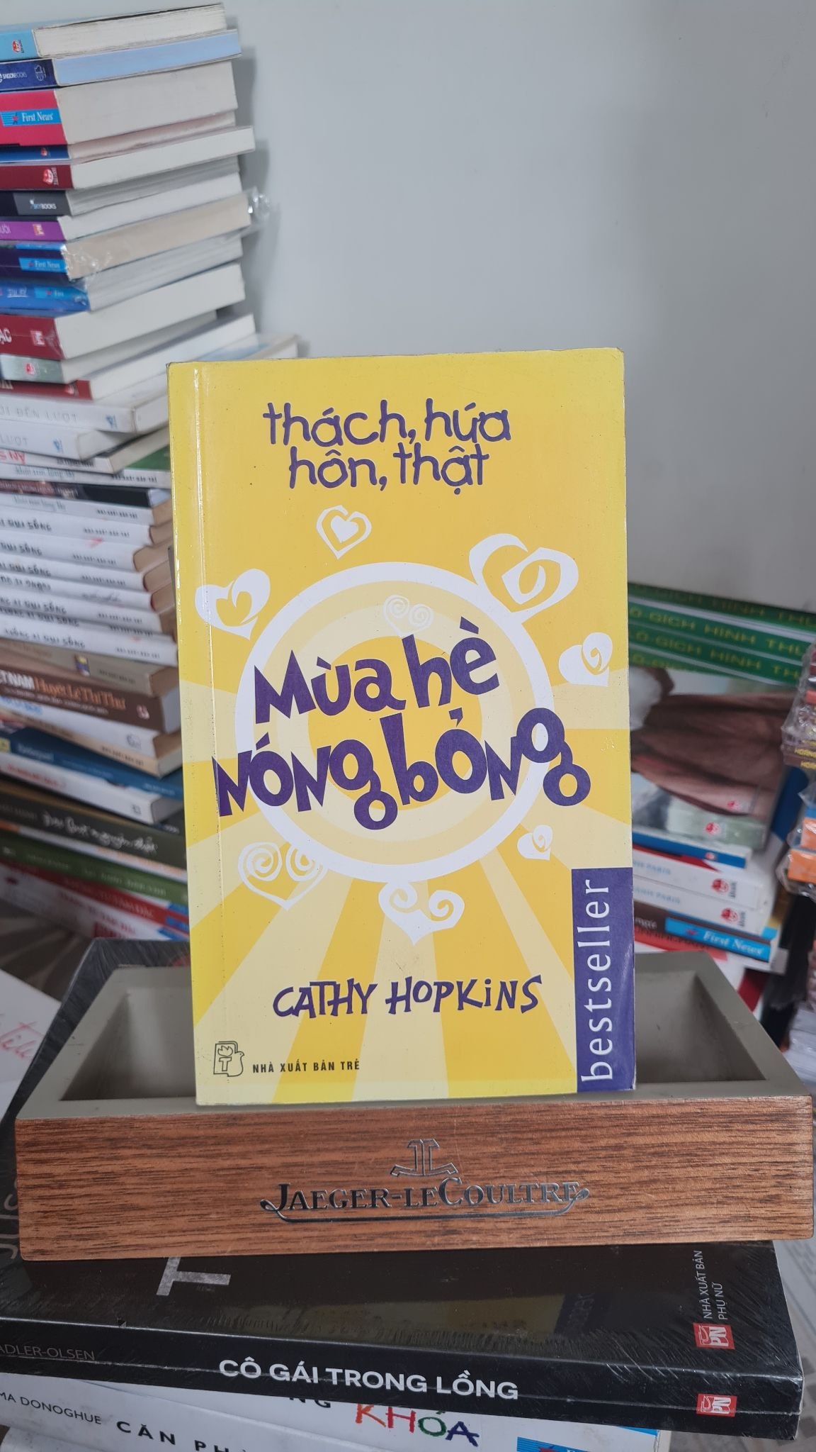 Thách hứa hôn thật mùa hè nóng bỏng-sách lưu kho mới có ố nhẹ- 2009- Cathy Hopkins [2001] SÁCH VĂN HỌC STB405
