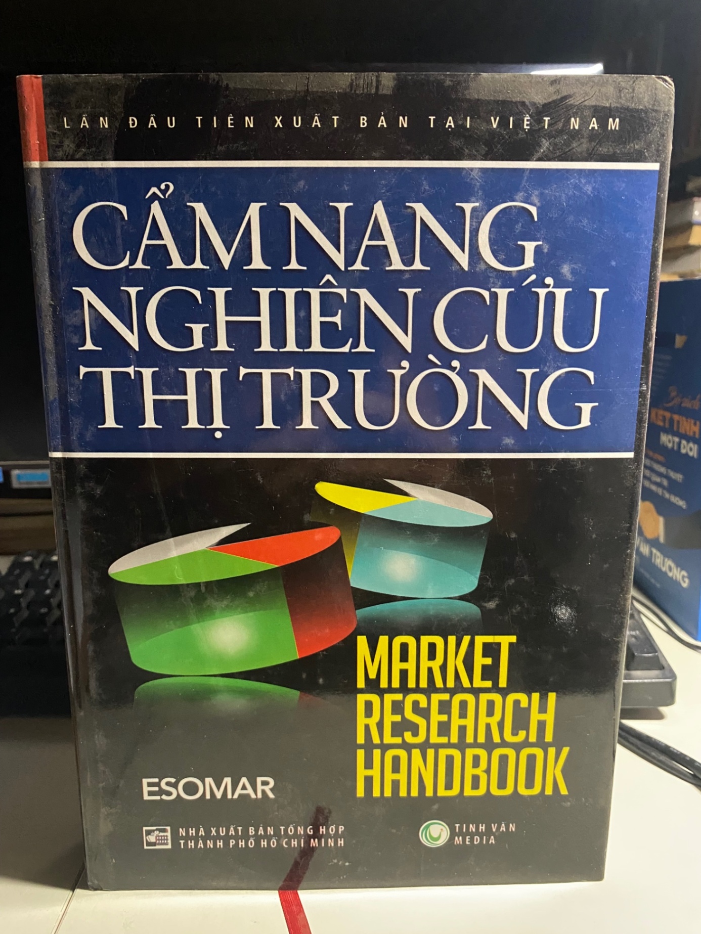 Cẩm Nang Nghiên Cứu Thị Trường-Tác giả Esomar -sách Marketing- sách lưu kho chưa qua sử dụng độ mới 90% STB800