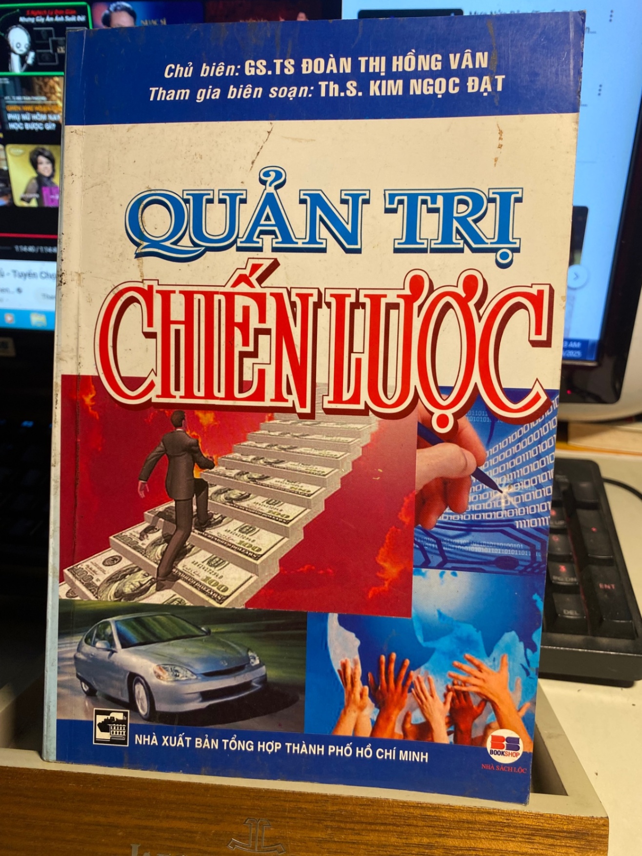 Quản Trị Chiến Lược- chủ biên GSTS Đoàn Thị Hồng Vân- Sách lưu kho mới 85% STB840