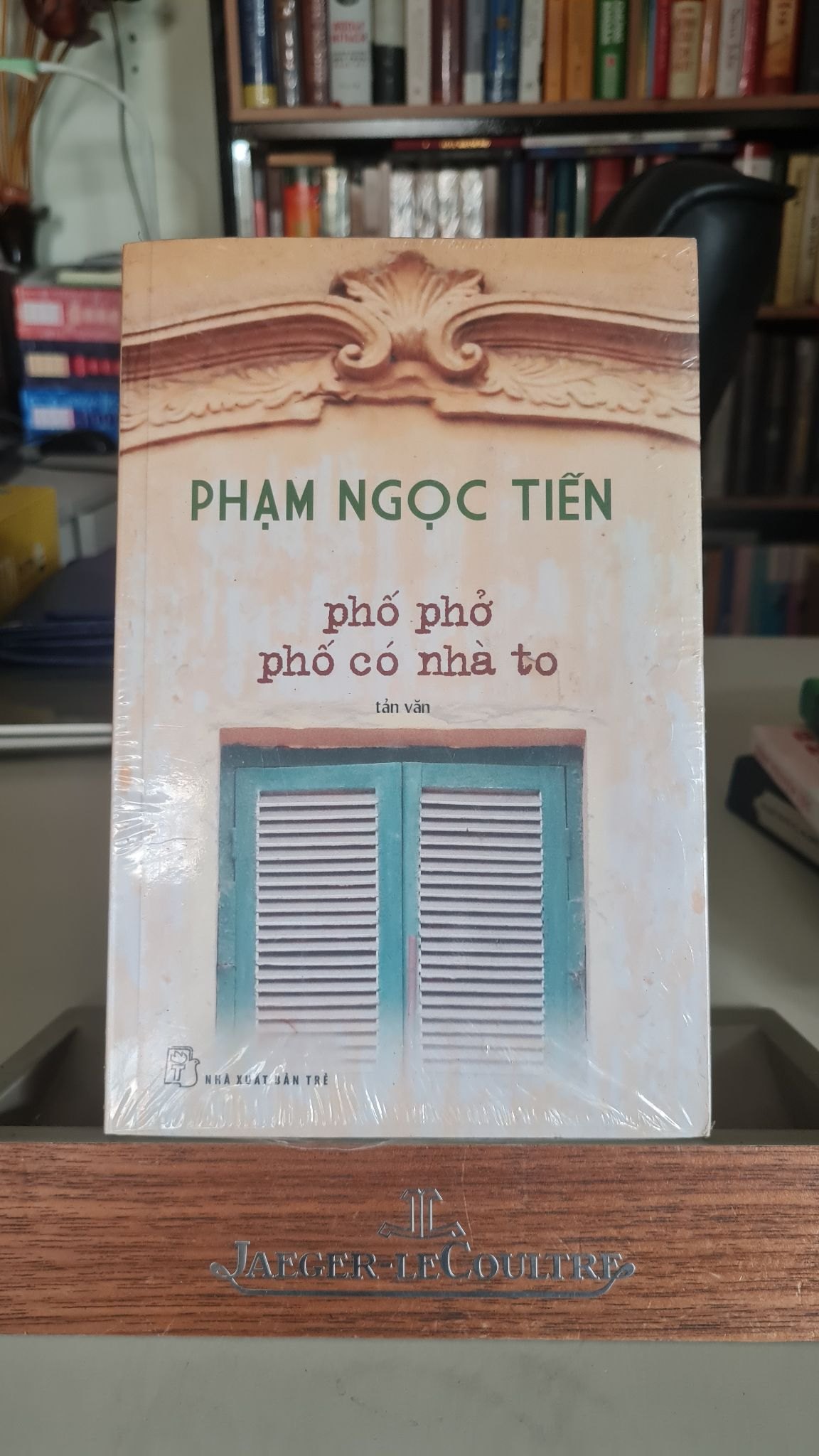 Phố phở phố có nhà to mới 90% ố nhẹ có bọc sách Phạm Ngọc Tiến [2001] SÁCH VĂN HỌC STB307
