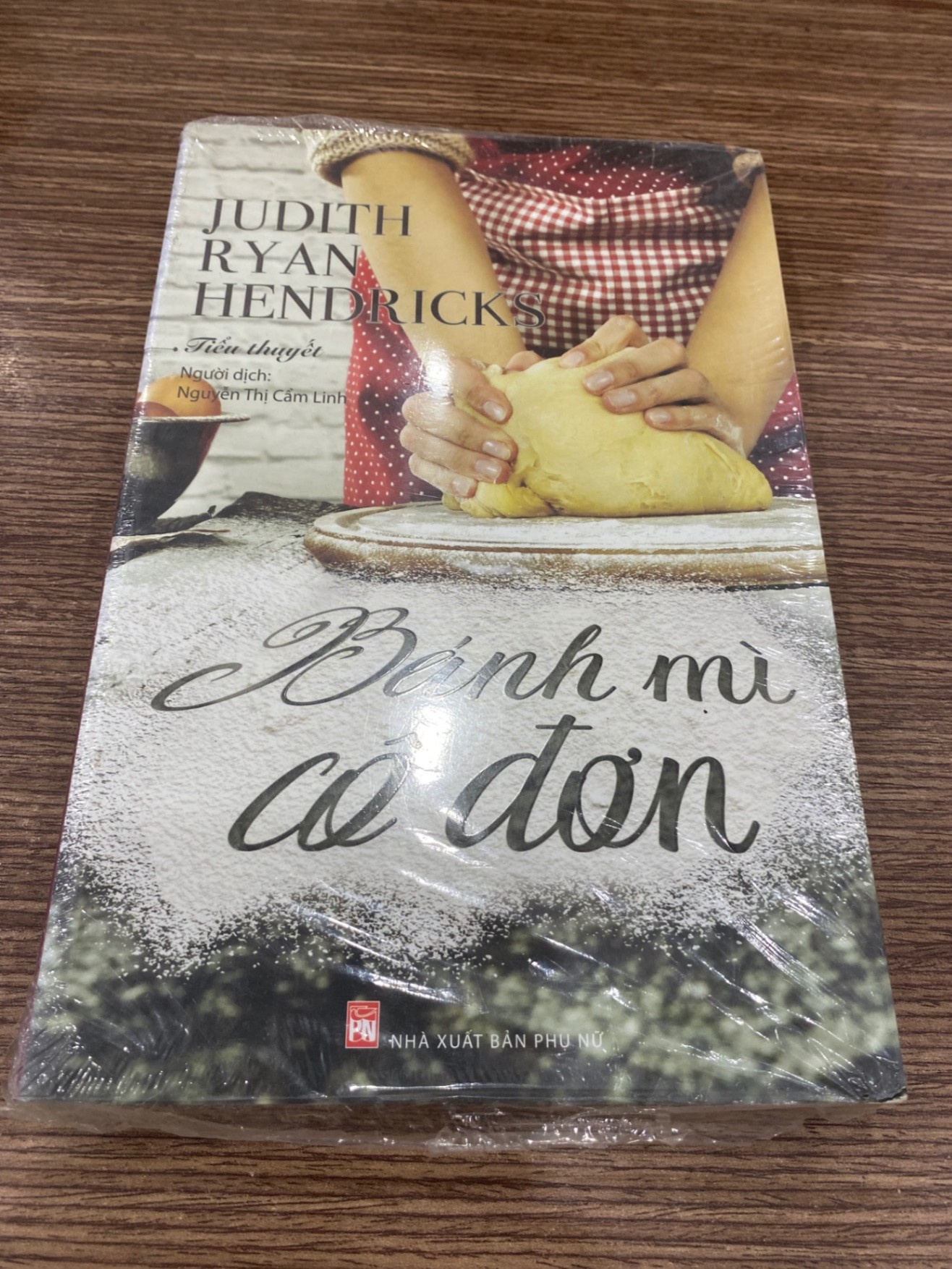 Bánh Mì Cô Đơn- Tác giả Judith Ryan Hendricks-Tiểu thuyết- Sách lưu kho mới 95% STB628