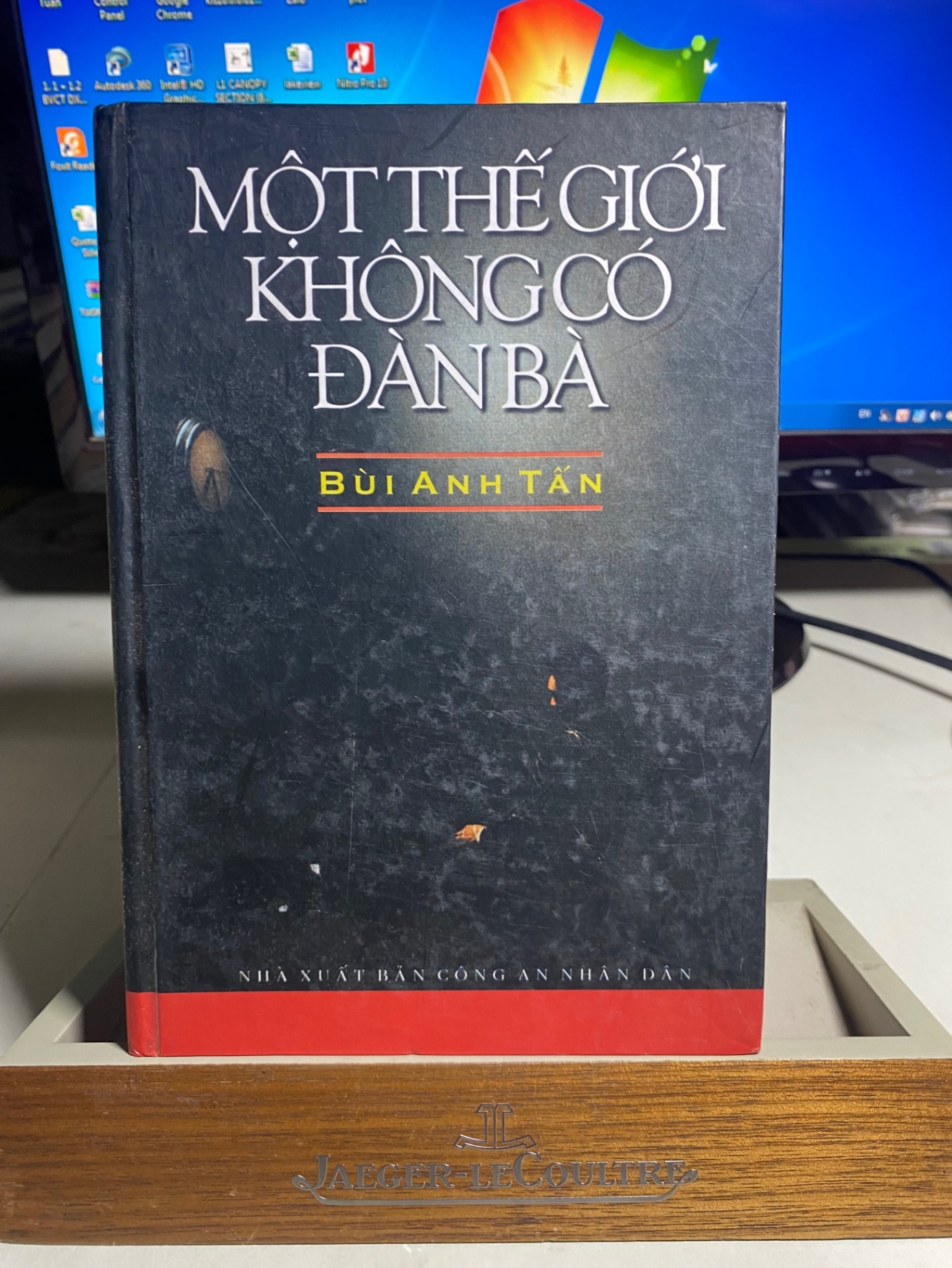 Một thế giới không có đàn bà-Bùi Anh Tấn- NXB Công An ND 2004 STB1403