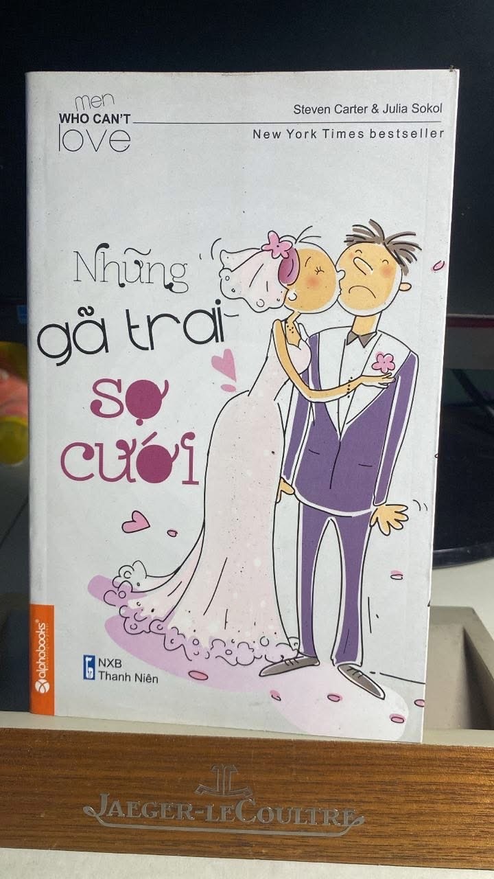 Những Gã Trai Sợ Cưới (ngôn tình) -Tác giả Mộc Cẩm Thiên Lang -NXB Thanh Niên -Năm XB 15-09-2012 -Trọng lượng (gr) 350 -Kích Thước Bao Bì 14.5x20.5 -Số trang 408 -Hình thức Bìa Mềm STB1615