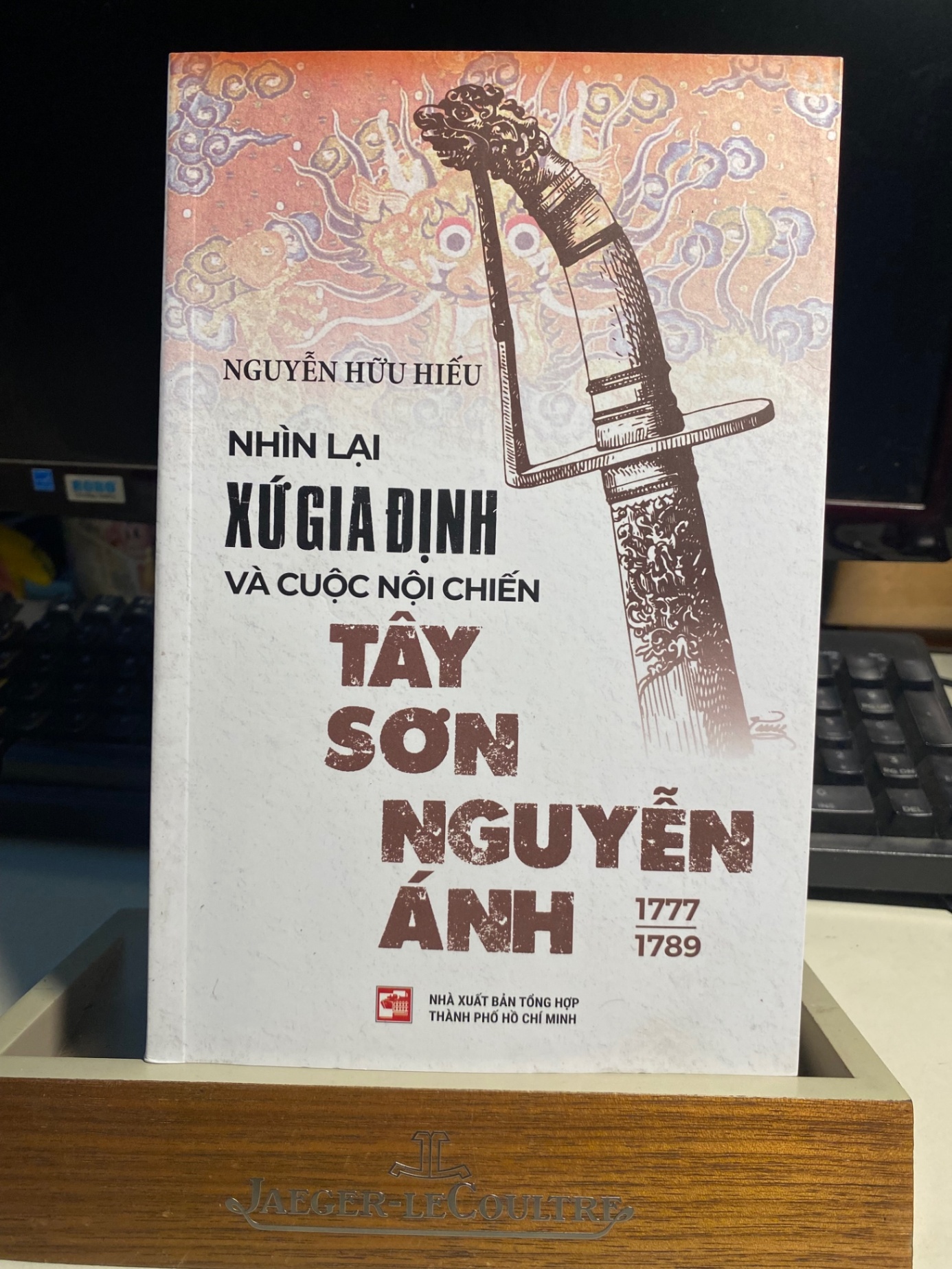 Nhìn Lại Xứ Gia Định Và Cuộc Nội Chiến Tây Sơn-Nguyễn Ánh 1777-1989 (Tái Bản 2023) STB954