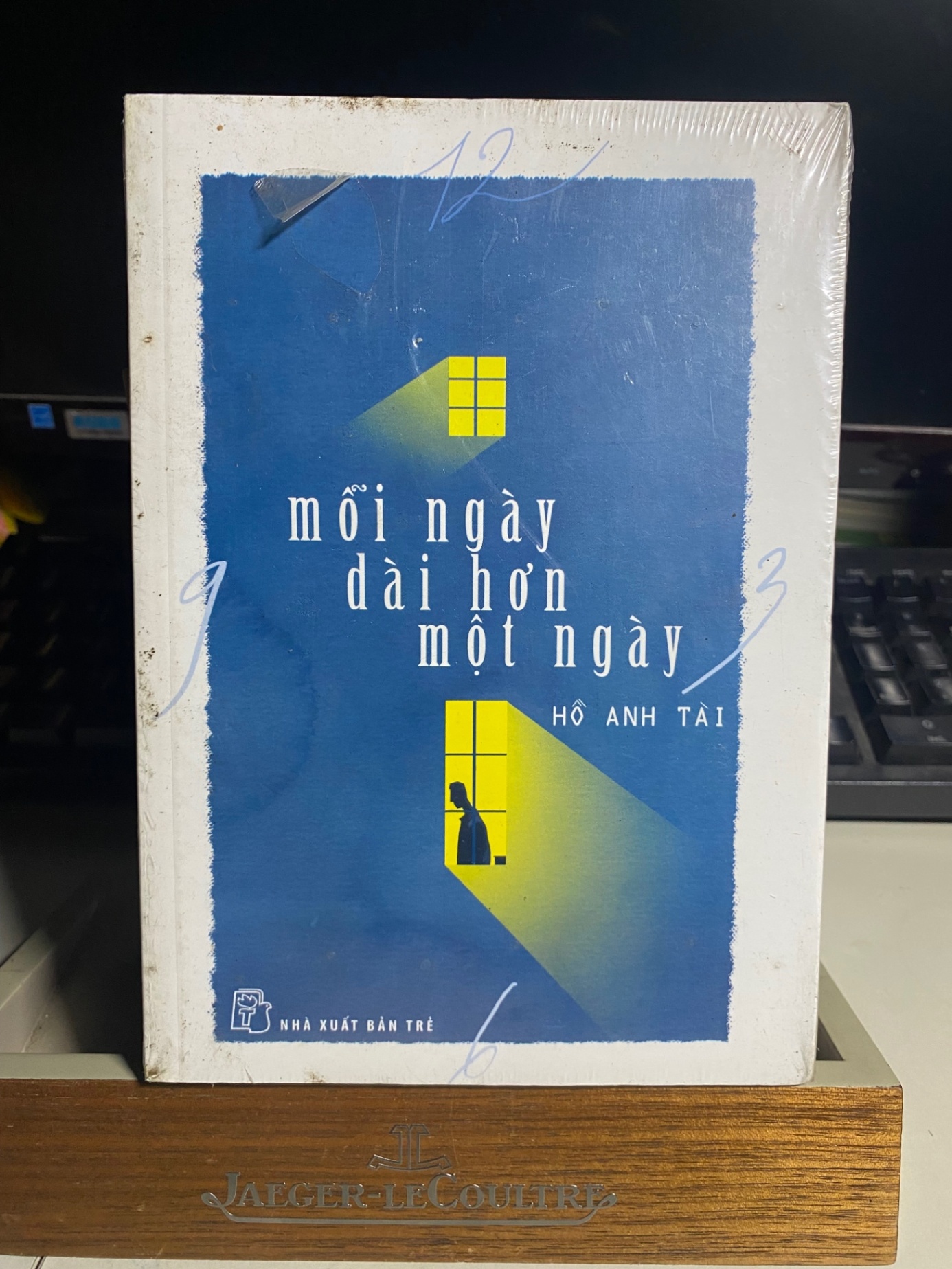 Mỗi Ngày Dài Hơn Một Ngày- Hồ Anh Thái-NXB Trẻ- Sách lưu kho còn seal STB1074
