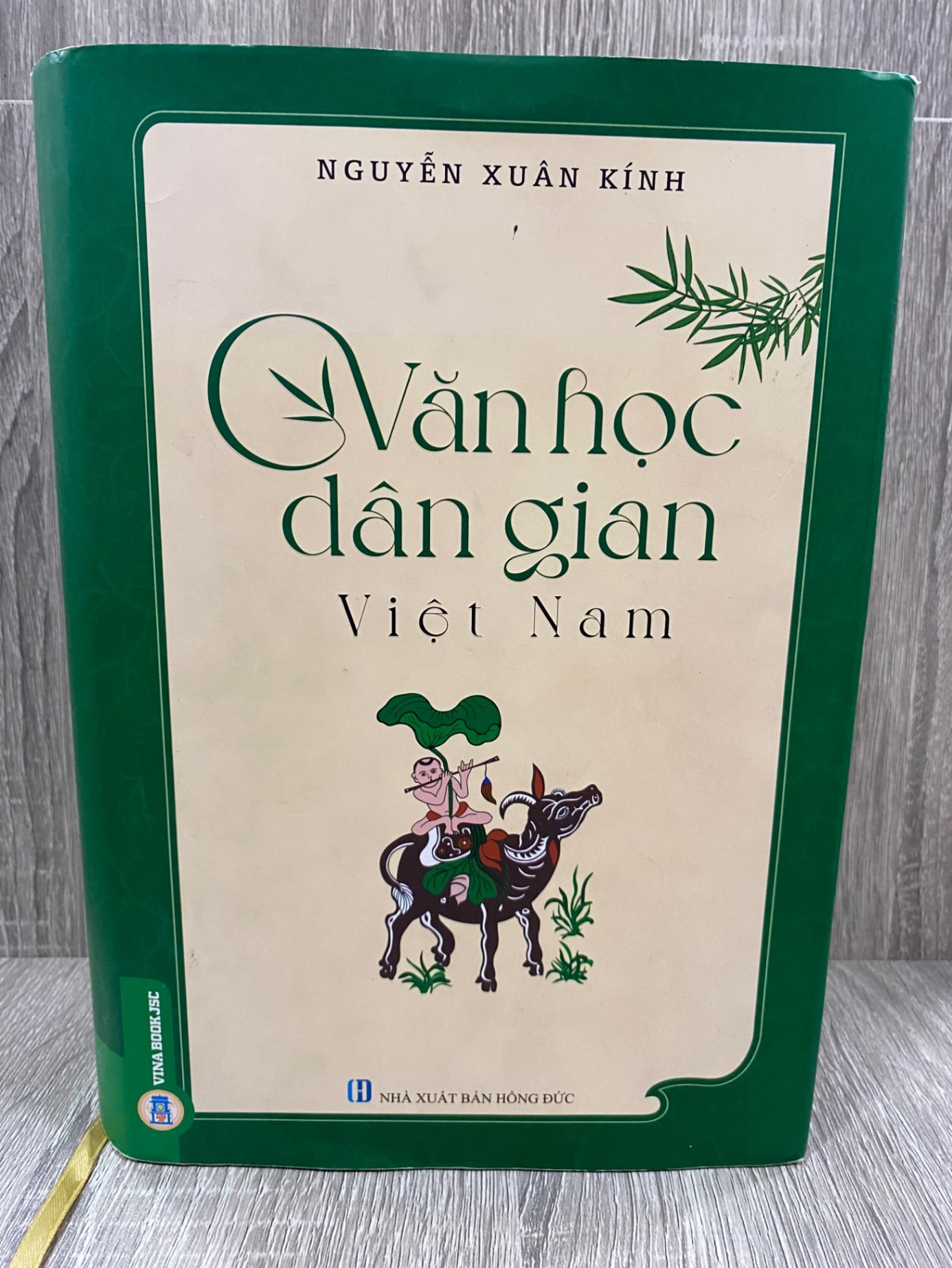 Văn học dân gian Việt Nam (bìa cứng)- Tác giả Nguyễn Xuân Kính STB671