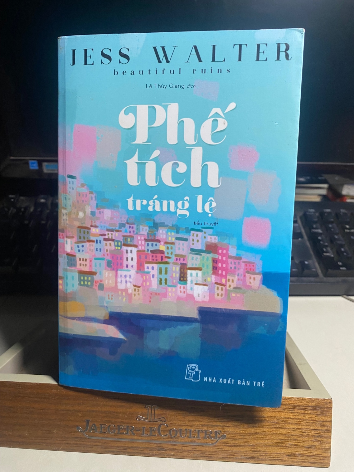 Phế Tích Tráng Lệ- Jess Walter- Lê Thuỳ Giang dịch- NXB Trẻ 2017- Sách lưu kho, giấy xốp có ố cạnh STB1177