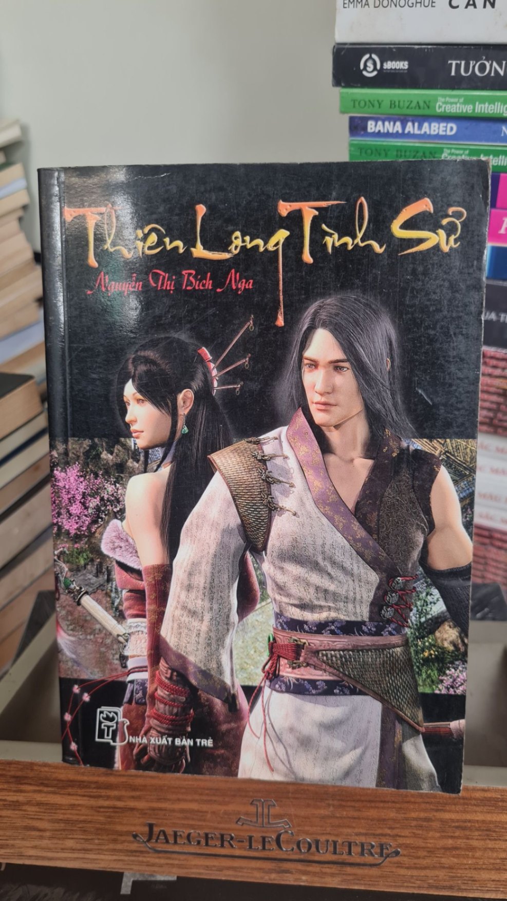 Thiên long tình sử -Nguyễn Thị Bích Nga - NXB Trẻ 2006- sách lưu kho chưa qua sd , có ố STB218