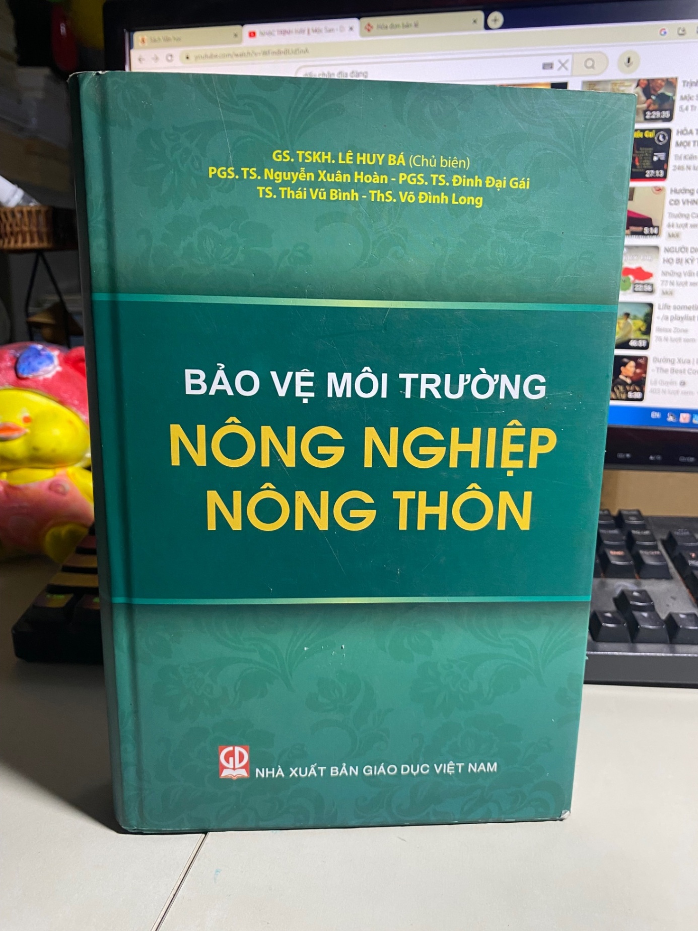 Bảo Vệ Môi Trường Nông Nghiệp Nông Thôn- Gs.TSKH Lê Huy Bá- Bìa cứng- Sách lưu kho mới 95% STB631
