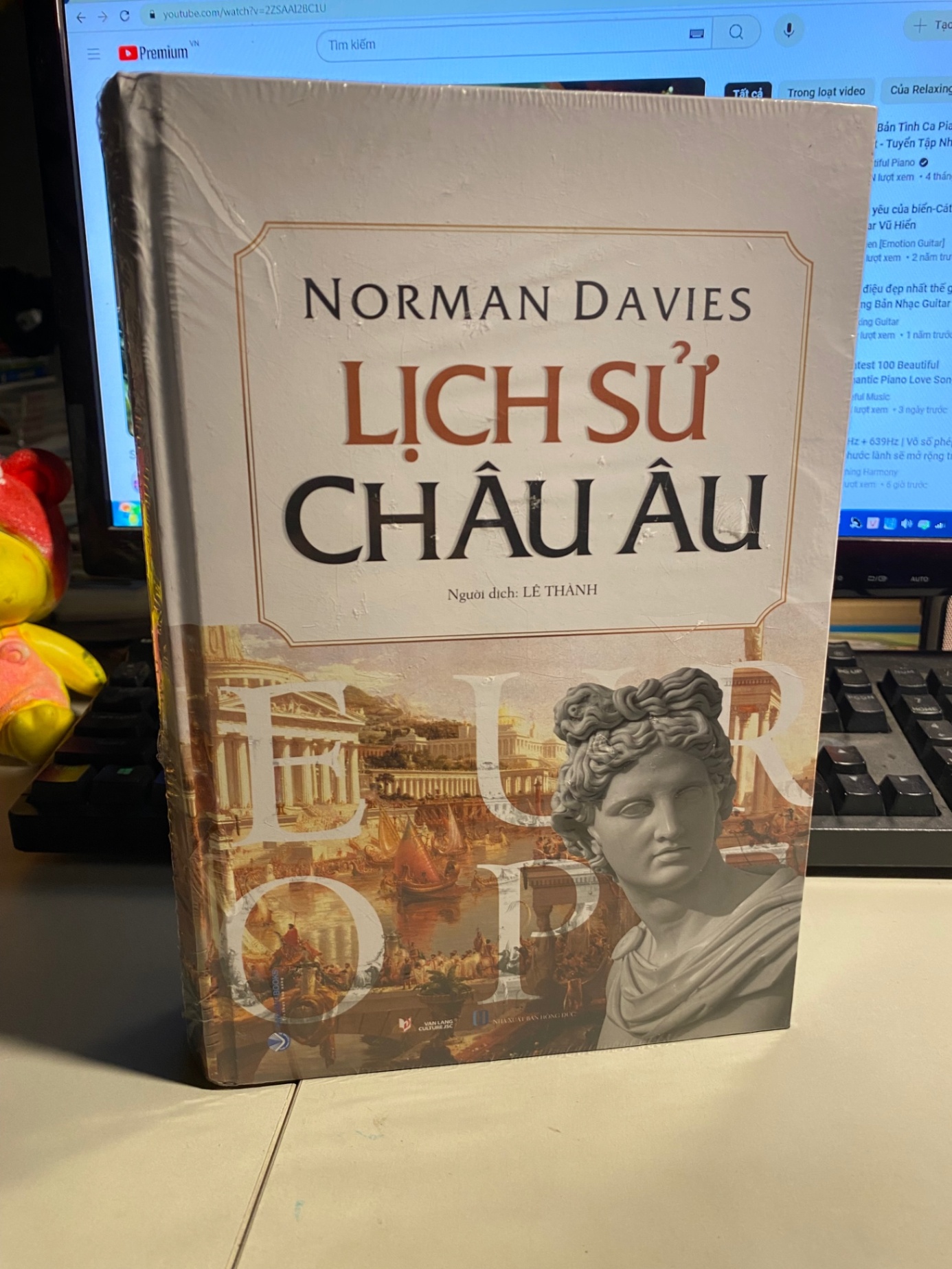 Lịch Sử Châu Âu - European History - Bìa Cứng -Tác giả Norman Davies STB676