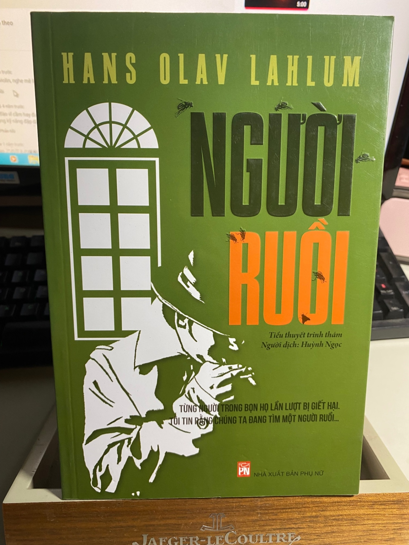 Người Ruồi - Hans Olav Lahlum- Tiểu thuyết trinh thám STB649