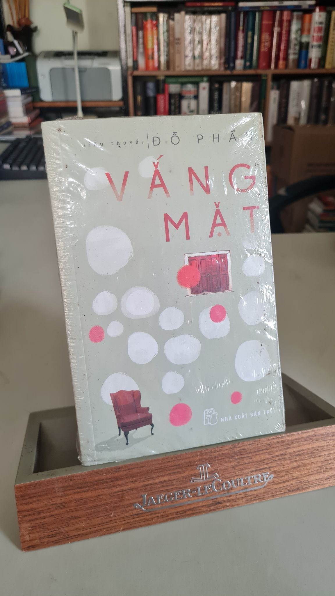Vắng mặt- sách lưu kho còn seal mới 90%- Đỗ Phấn [1301] SÁCH VĂN HỌC STB97