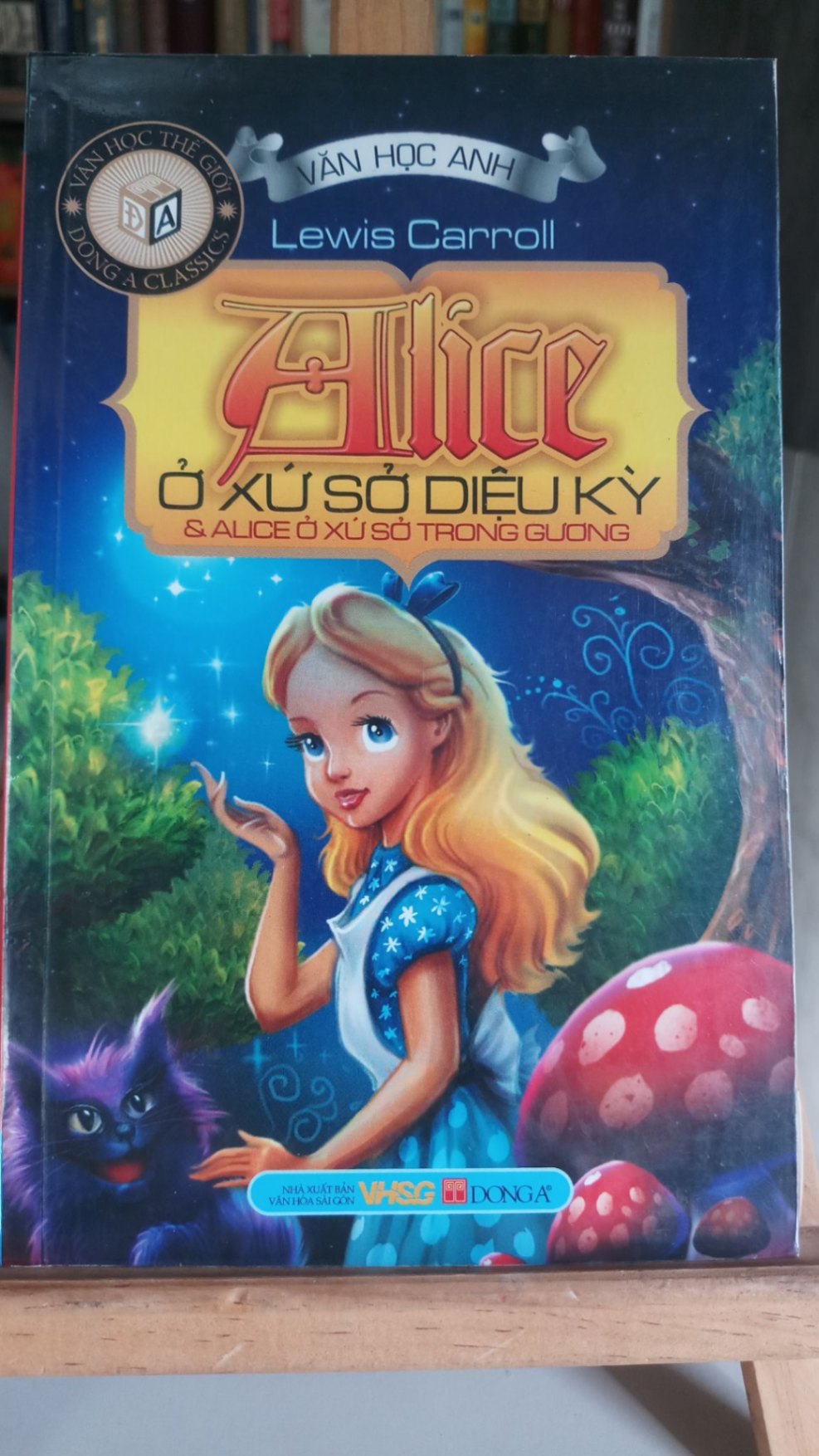 Alice ở xứ sở diệu kỳ-mới 90% có bọc bìa- 2009- Lewis Carroll [1301] TRUYỆN TRANH STB82