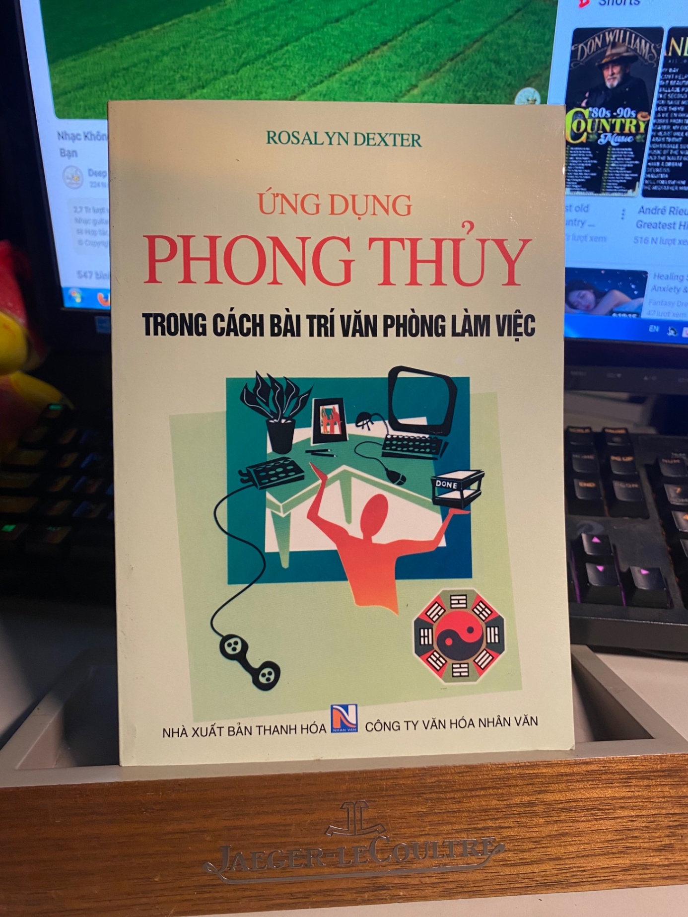 Ứng Dụng Phong Thuỷ trong cách bài trí Văn Phòng Làm Việc- Rosalyn Dexter- Sách lưu kho mới 95% STB590