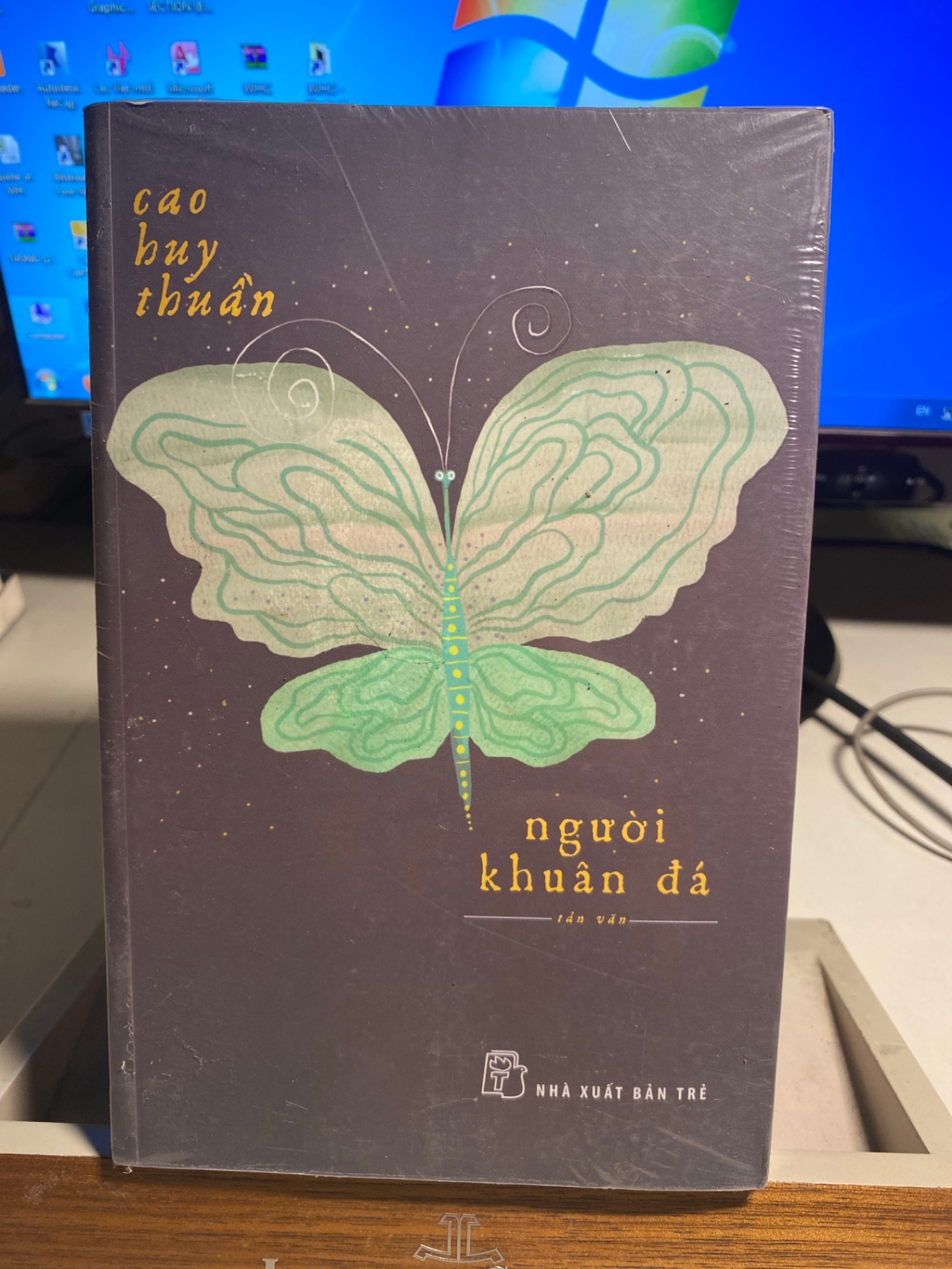 Người Khuân Đá (tản văn) - Cao Huy Thuần- NxB Trẻ -Sách nguyên seal STB1387