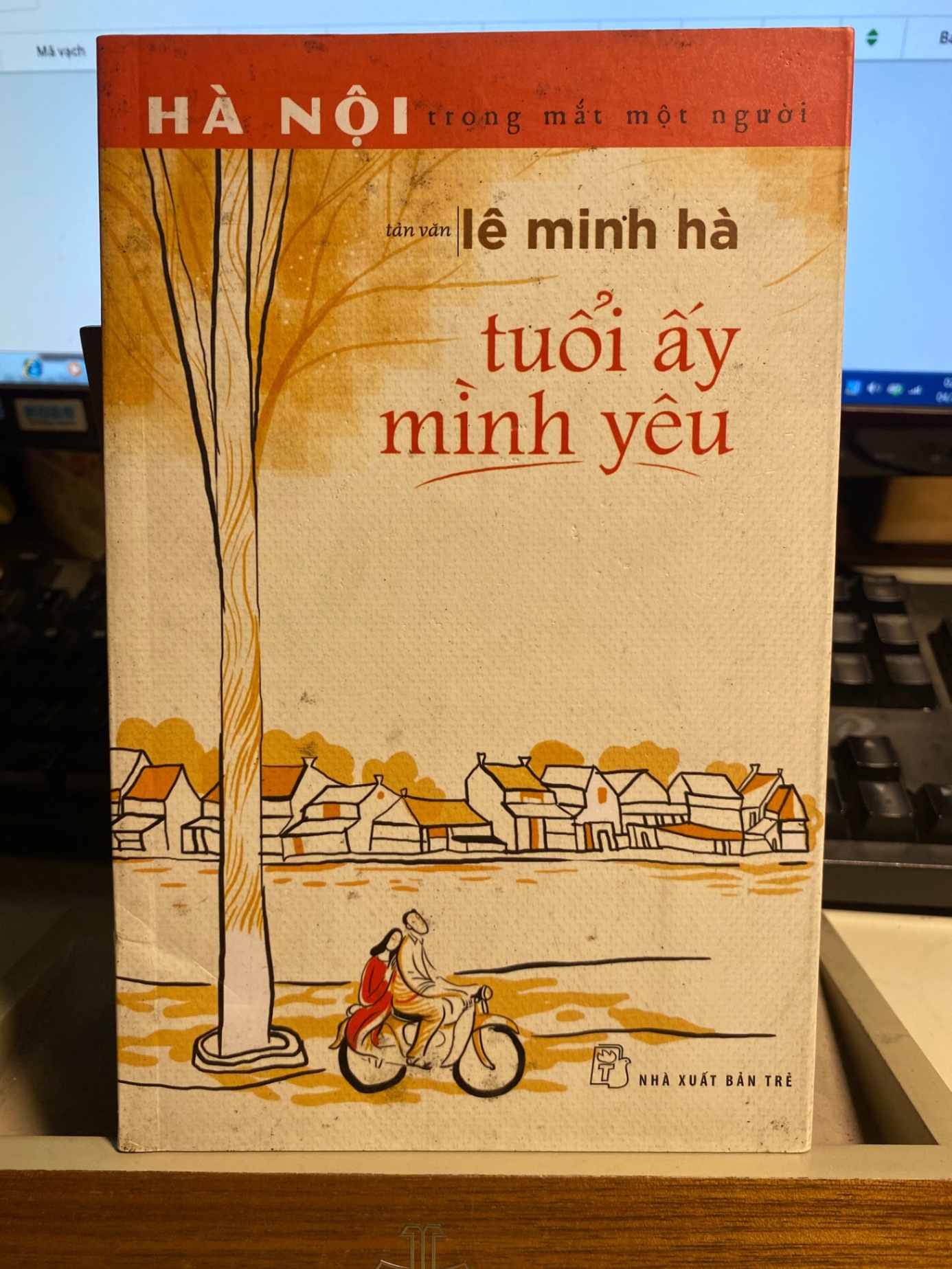 Tuổi Ấy Mình Yêu- Tản văn Lê Minh Hà- NXB Trẻ STB966