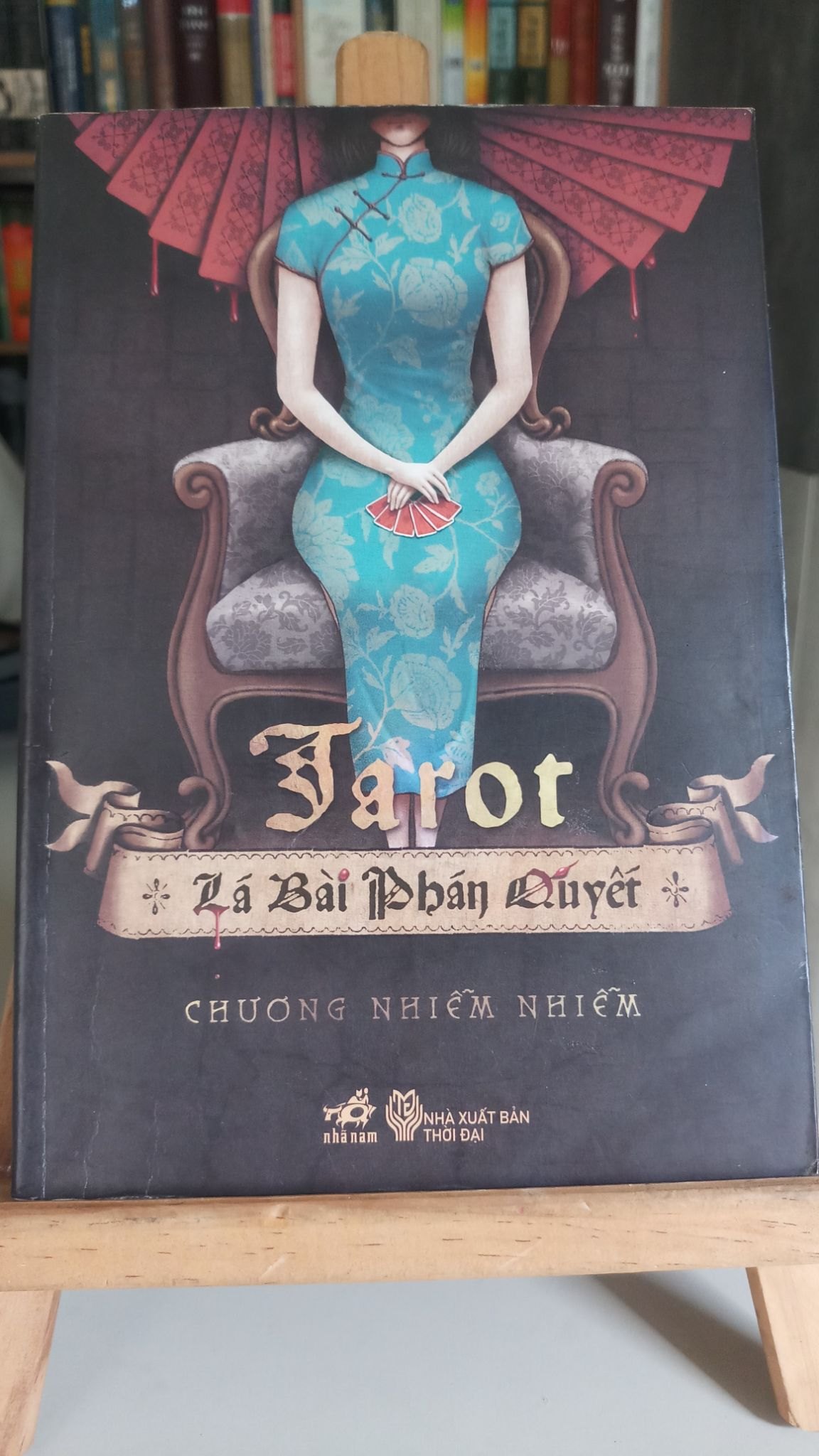 Tarot - lá bài phán quyết-sách mới 80% ố nhẹ- 2014- Chương Nhiễm Nhiễm [1301] SÁCH TÂM LINH - TÔN GIÁO - THIỀN STB129