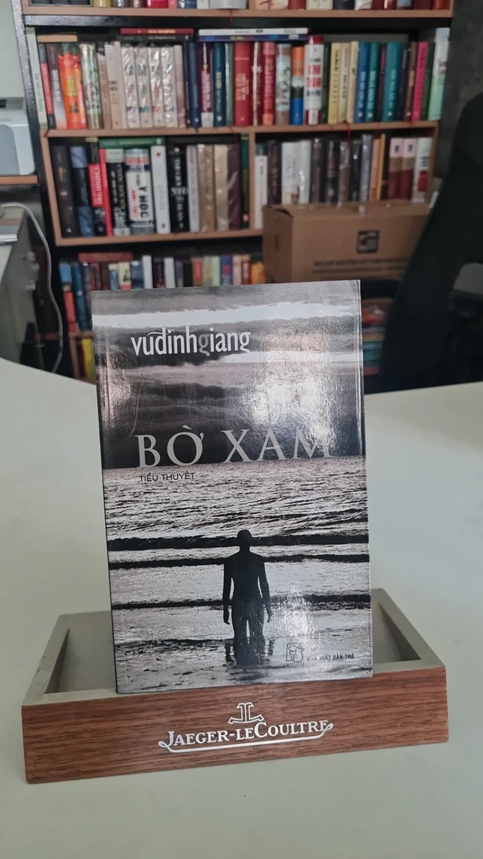 Bờ xám mới-lưu kho mới 90%- 2010- Vũ Đình Giang [2001] SÁCH VĂN HỌC STB333