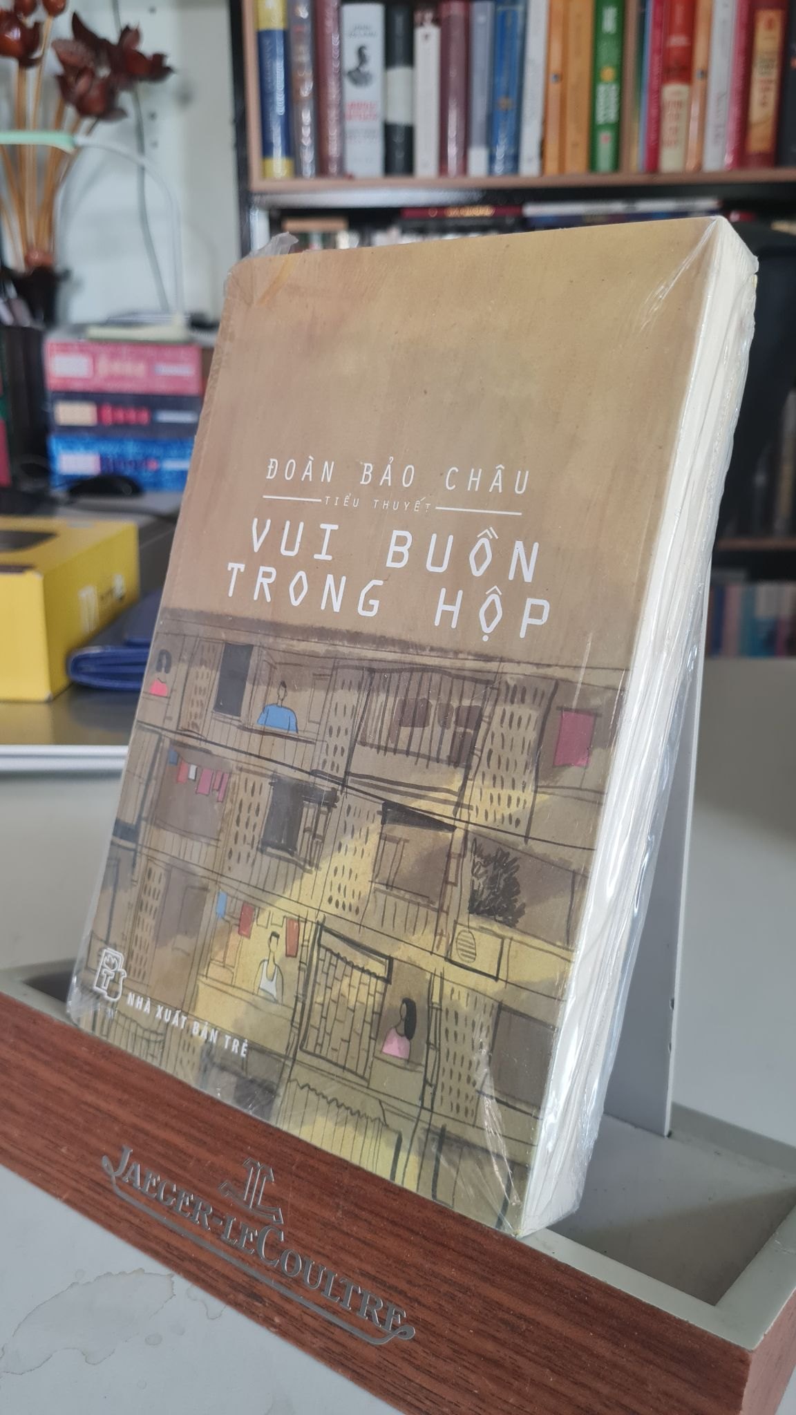 Vui buồn trong hộp -sách ;lưu kho mới 90%-Đoàn Bảo Châu [2001] SÁCH VĂN HỌC STB178