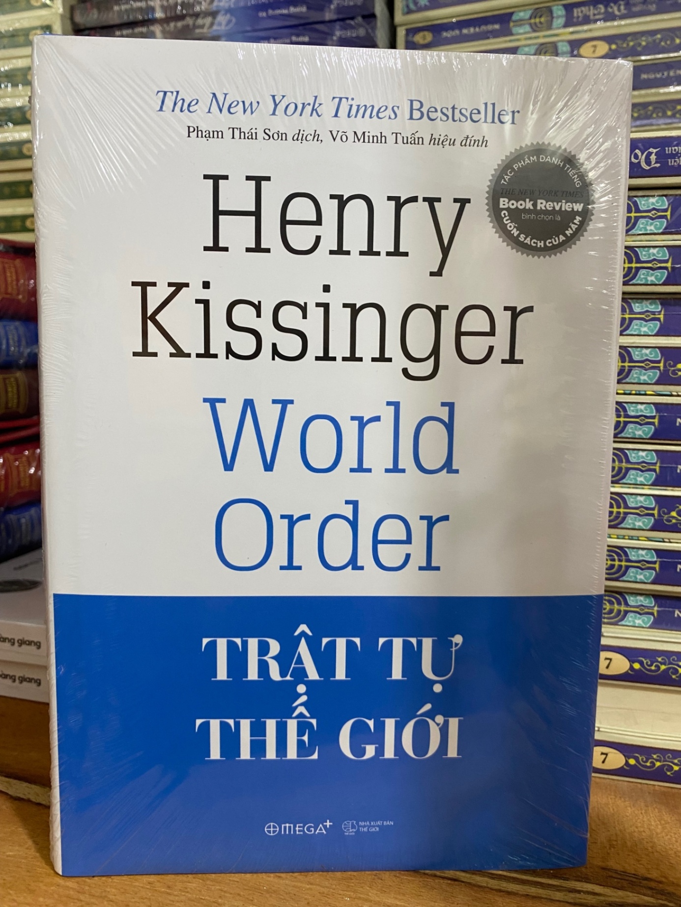 Trật Tự Thế Giới (Tái Bản 2023)-Tác giả: Henry Kissinger-Kích Thước Bao Bì 24 x 16 x 1.5 cm -Số trang 472- Hình thức: Bìa Cứng- Sách mới nguyên seal STB1033