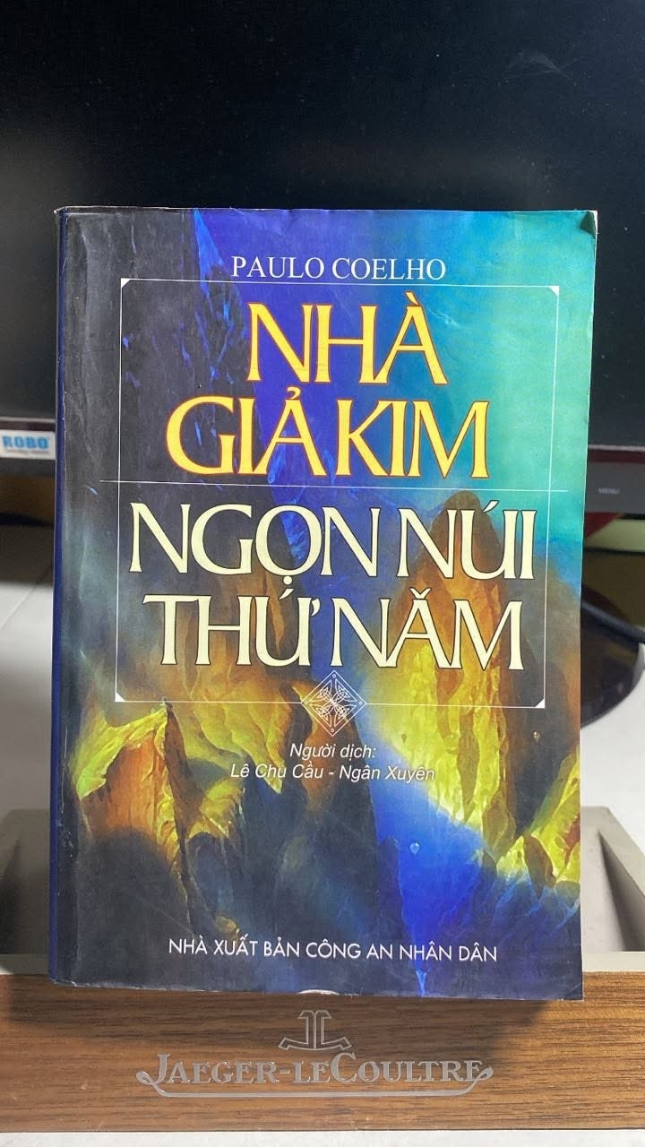 Ngọn núi thứ năm: cuốn sách của Paulo Coelho nổi tiếng - NXB Công An Nhân Dân 2004 -khổ 13x19cm, 471 trang - Sách lưu kho còn mới STB1493