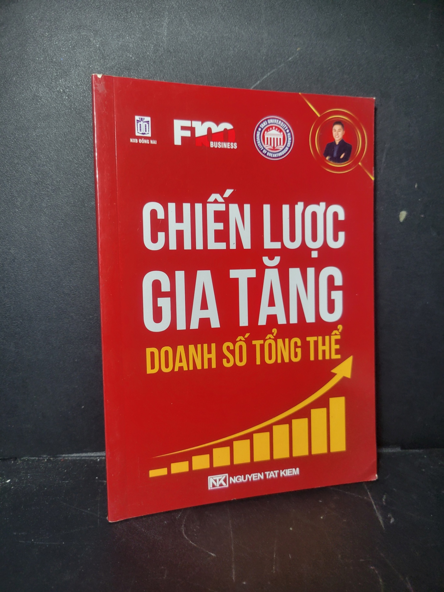 Chiến lược gia tăng doanh số tổng thể 2021 mới 90% bẩn nhẹ Nguyễn Tất Kiểm HCM0906 MARKETING KINH DOANH