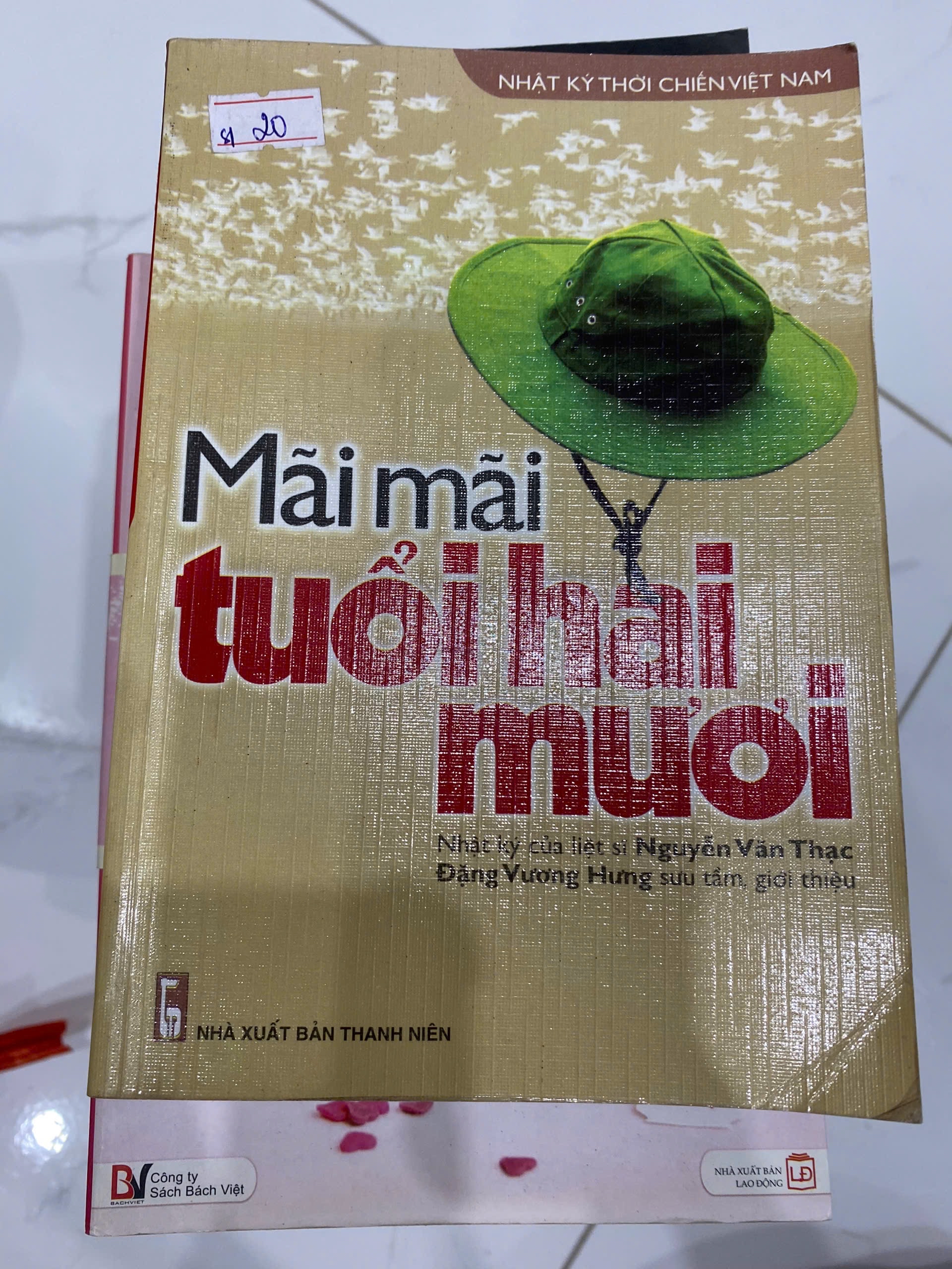 Mãi mãi tuổi 20  TKB1806 LỊCH SỬ - CHÍNH TRỊ - TRIẾT HỌC