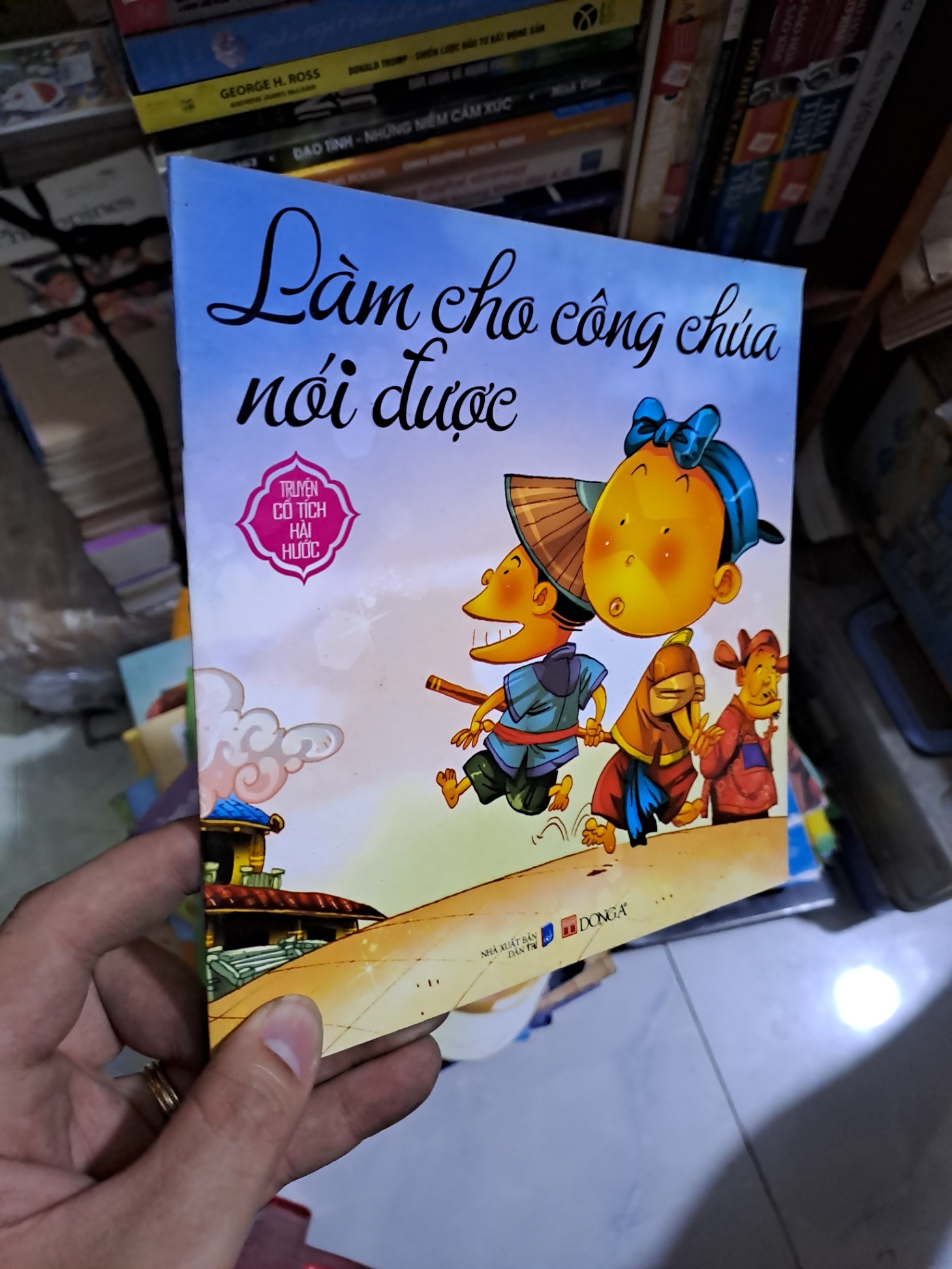Sách đồng giá 1000đ HCM2106-212 MẸ VÀ BÉ