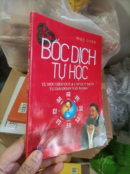 Bốc dịch tự học mới 80% ố nhẹ Mặc Uyên HCM2507
