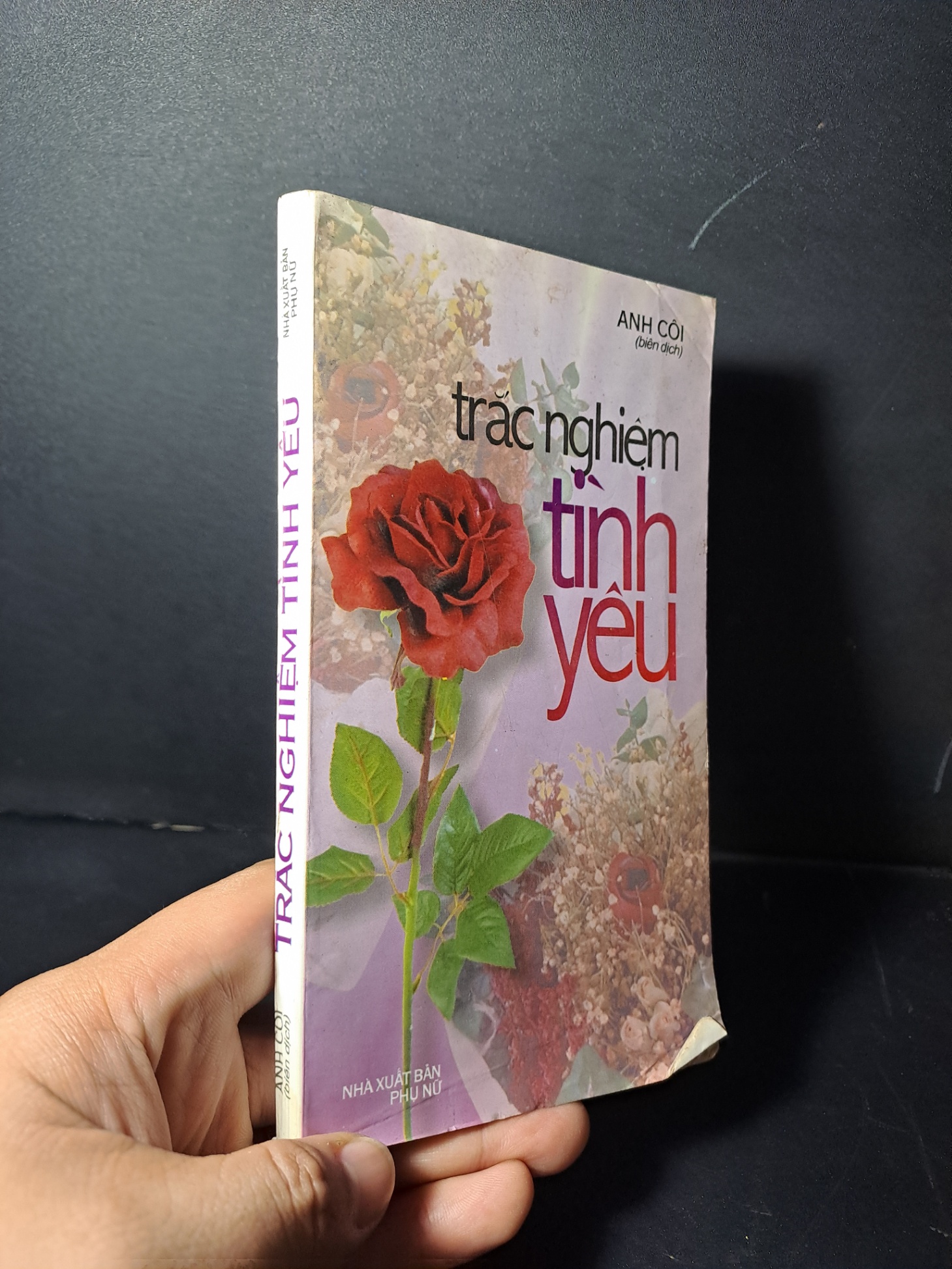 Trắc nghiệm tình yêu - Anh Côi mới 80% ố có viết chì HCM2507 KỸ NĂNG