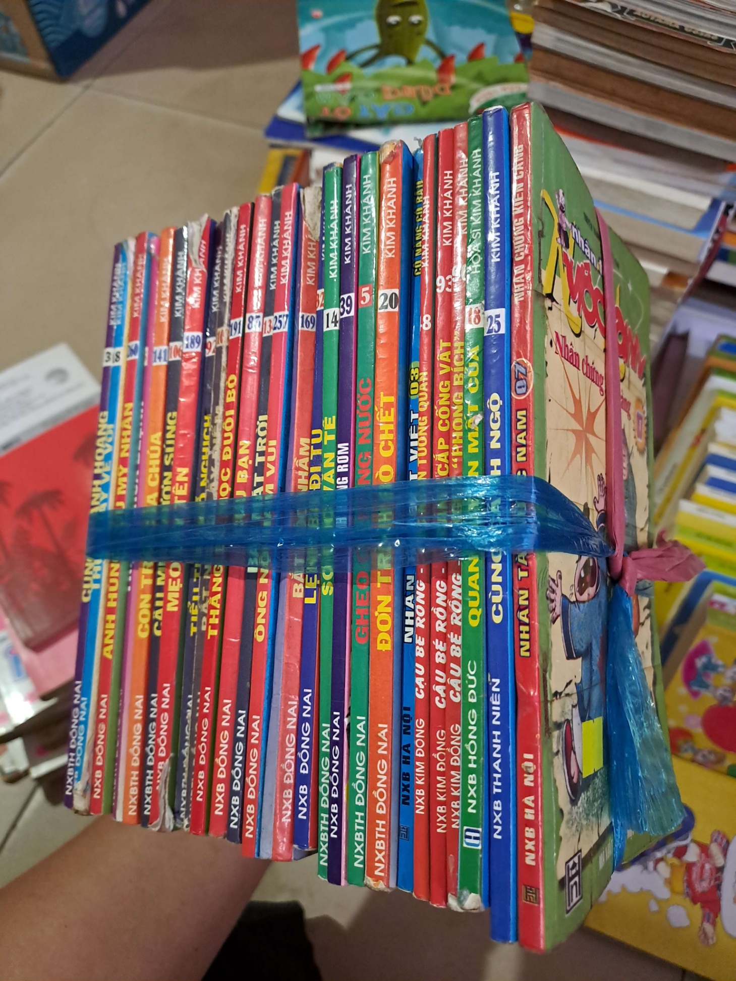 25 truyện tranh hỗn hợp thần đồng, cậu bé rồng, trạng quỳnh, quỷnh - - TRUYỆN TRANH - HCM0111