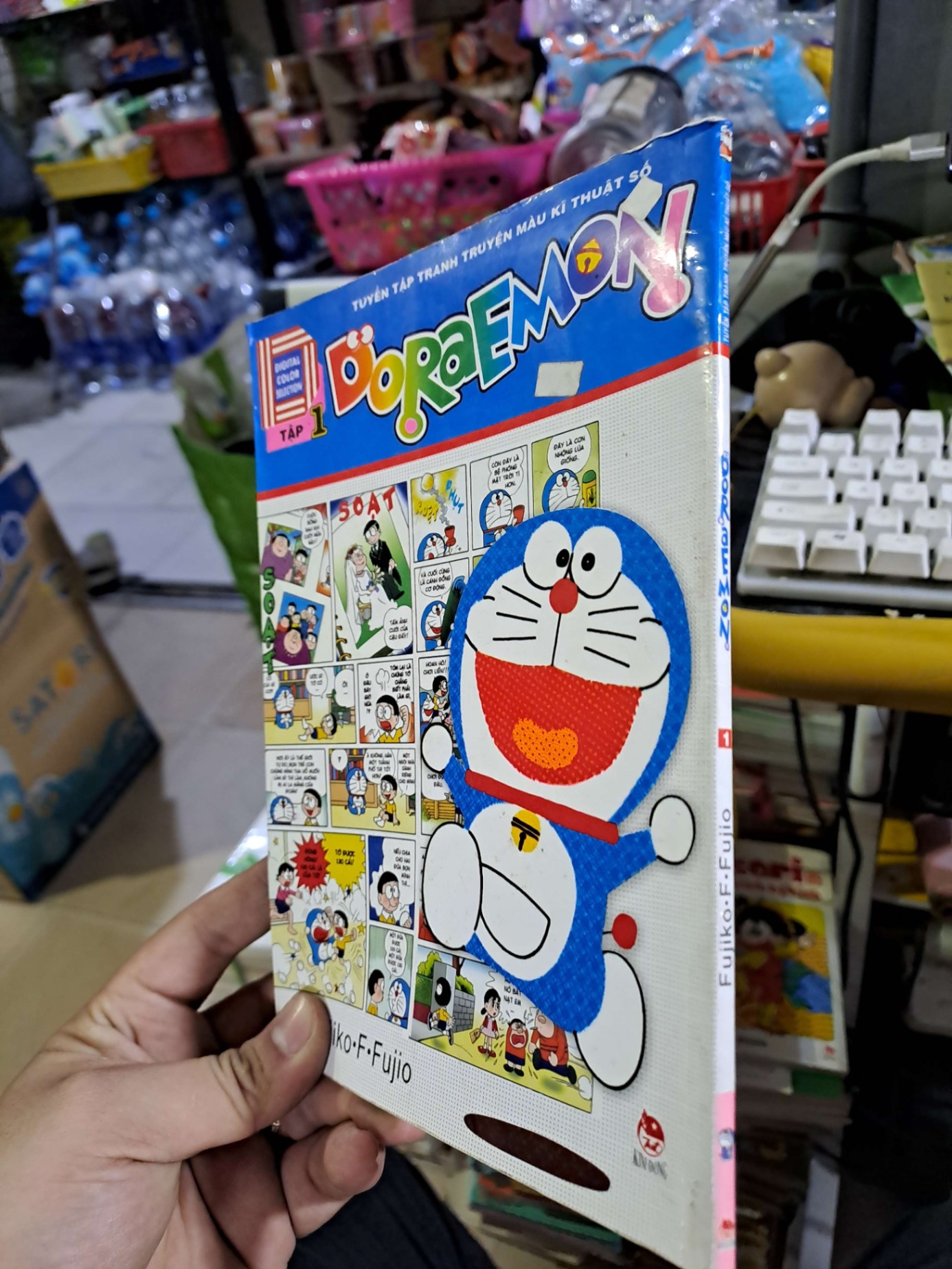 Doraemon 1 tuyển tập tranh truyện màu kĩ thuật số - Fujio - - SÁCH ĐỒNG GIÁ 9K - HCM0111