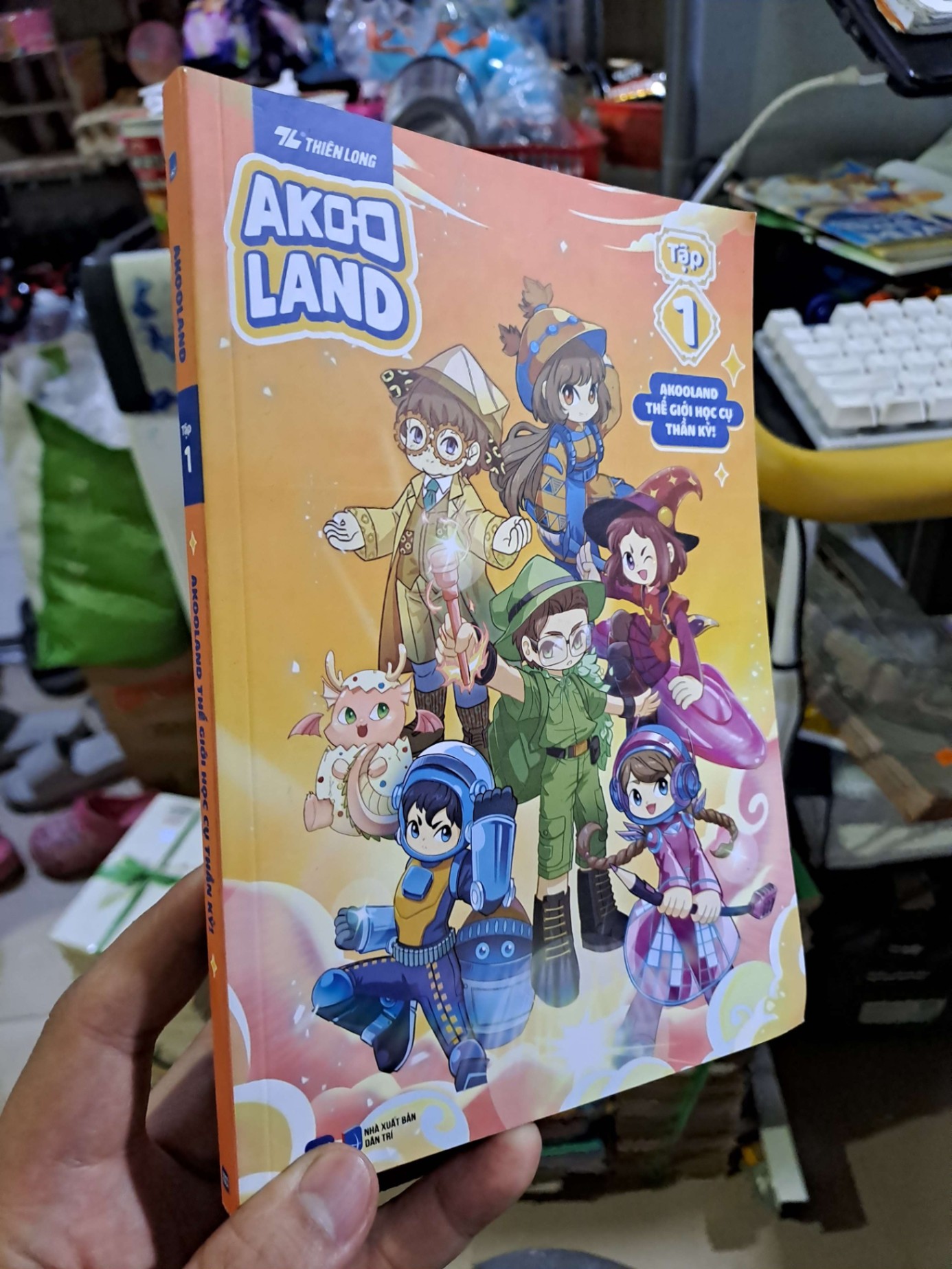 Akooland thế giới học cụ thần kỳ tập 1 - Akooland - - SÁCH ĐỒNG GIÁ 9K - HCM0111