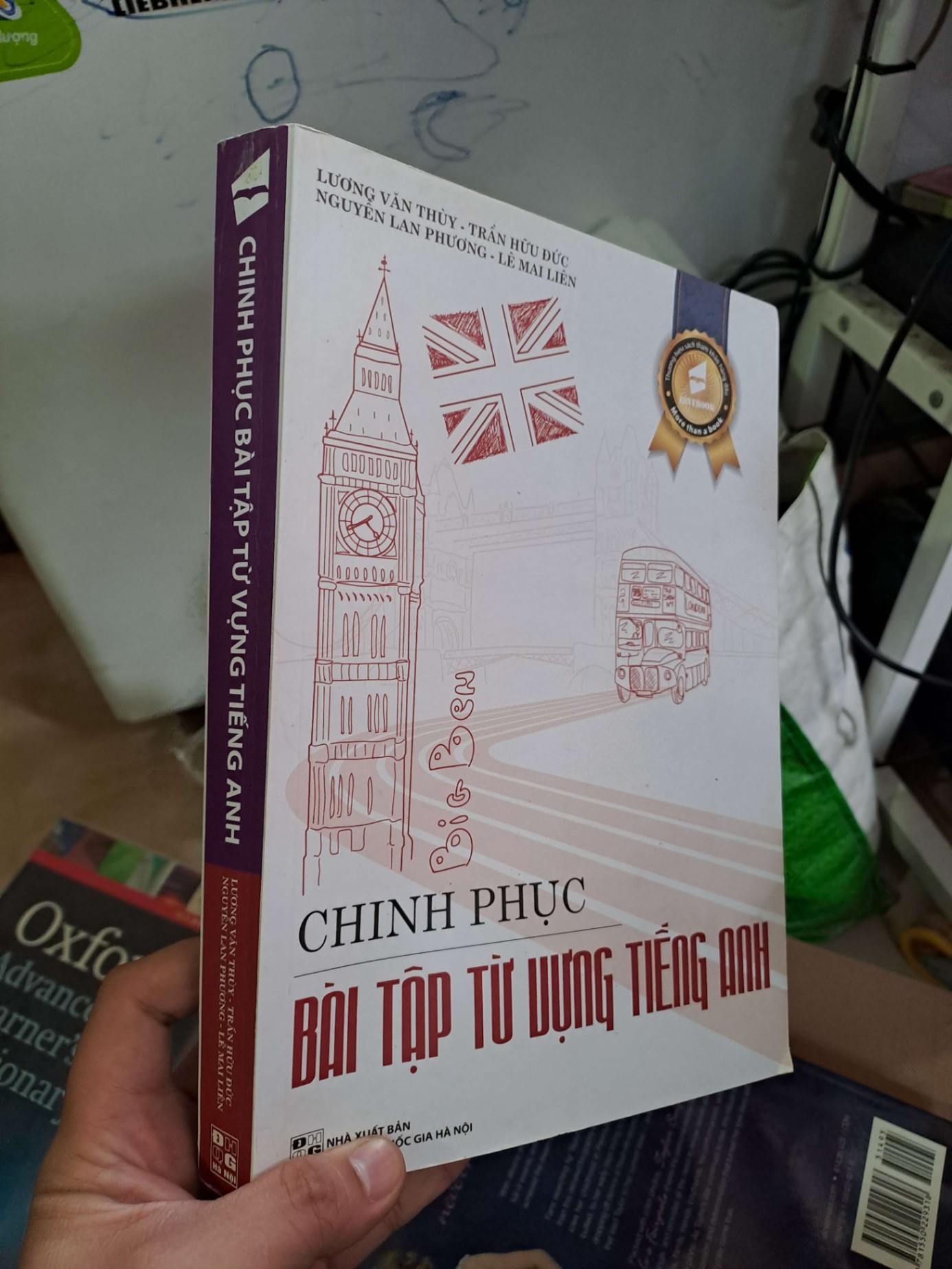 Chinh phục bài tập từ vựng tiếng Anh - Văn Thùy - Hữu Đức - Mai Liên - 2018 mới 90% - HỌC NGOẠI NGỮ - HCM0111