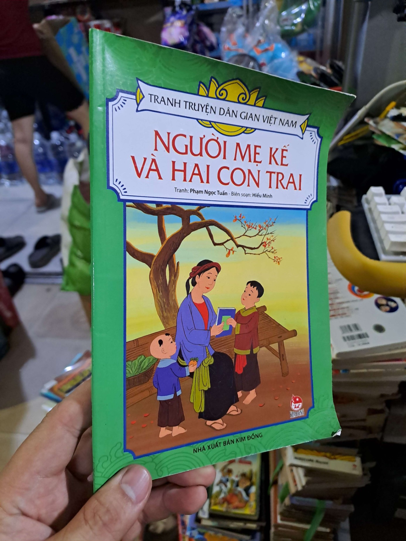 Người mẹ kế và hai con trai - - TẶNG SÁCH CŨ - HCM0111